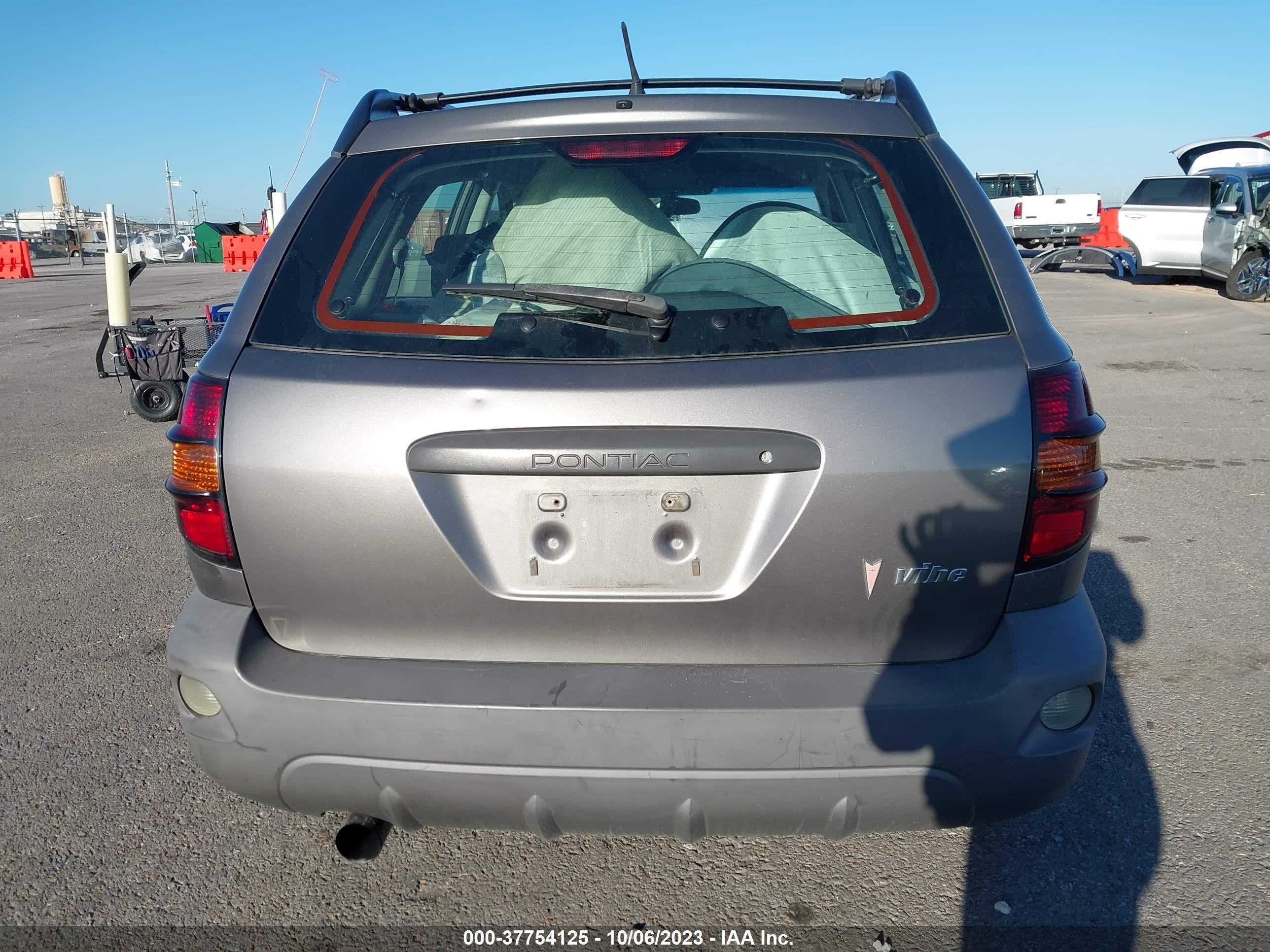 Photo 15 VIN: 5Y2SL62853Z466531 - PONTIAC VIBE 