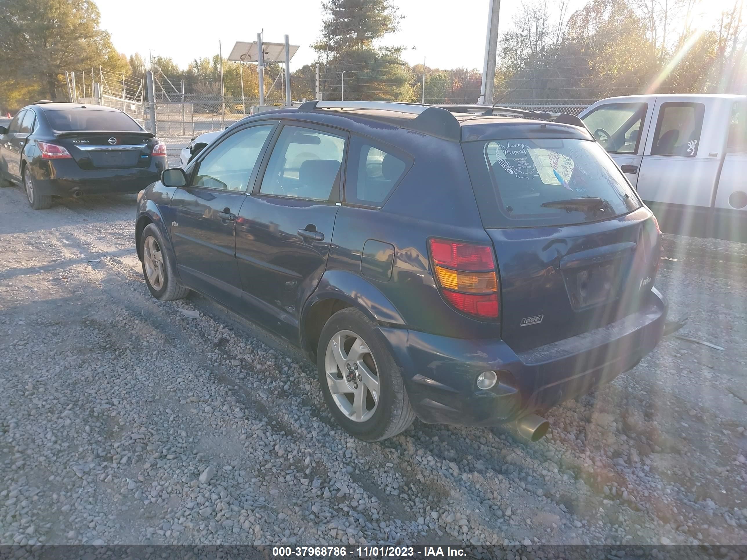 Photo 2 VIN: 5Y2SL62863Z462715 - PONTIAC VIBE 