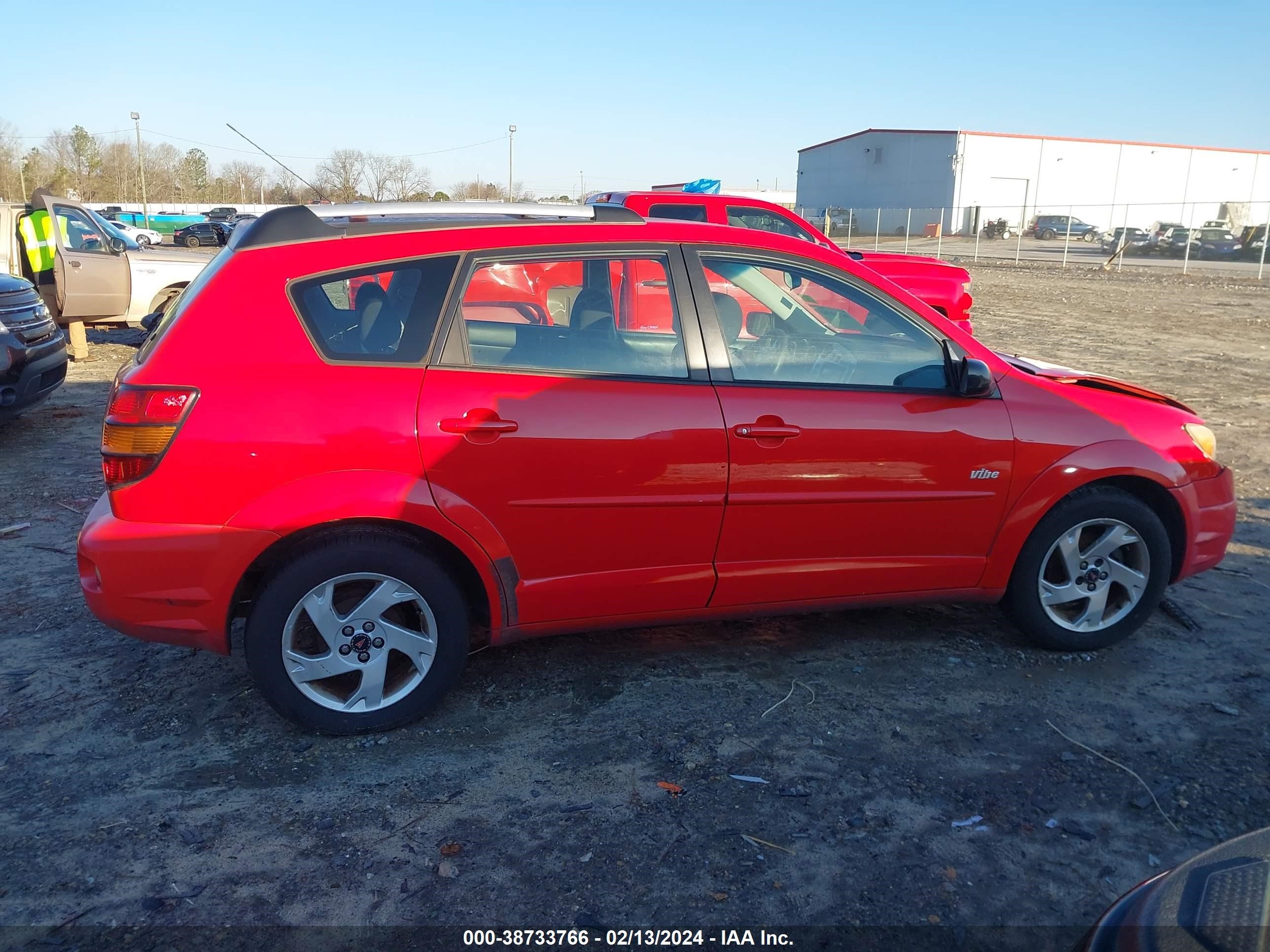 Photo 12 VIN: 5Y2SL62873Z468068 - PONTIAC VIBE 