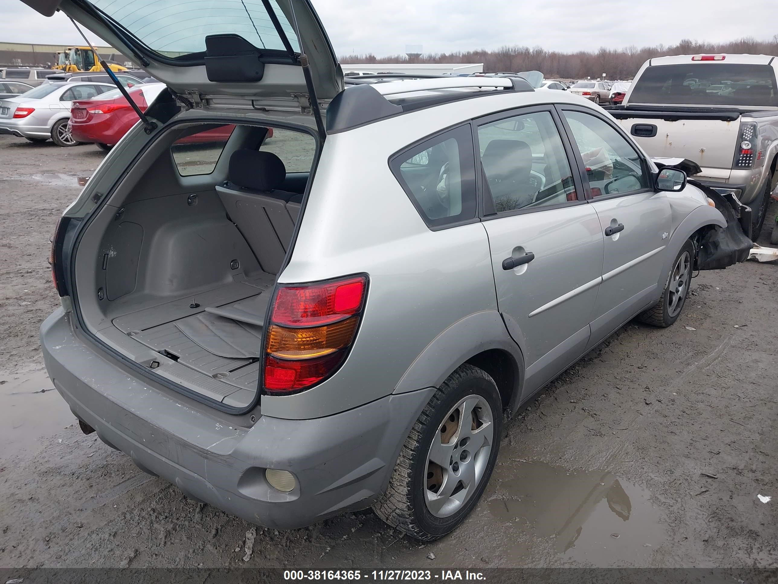 Photo 3 VIN: 5Y2SL62873Z471553 - PONTIAC VIBE 