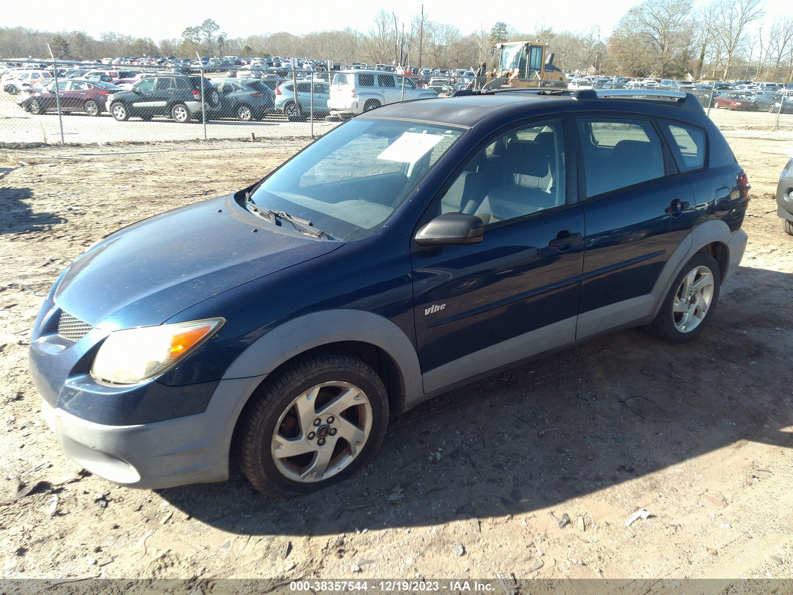 Photo 1 VIN: 5Y2SL62883Z426668 - PONTIAC VIBE 