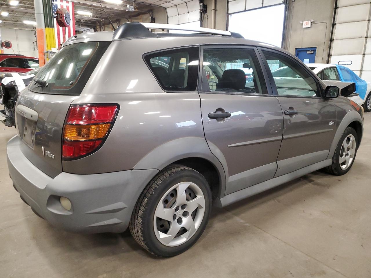 Photo 2 VIN: 5Y2SL62884Z418331 - PONTIAC VIBE 