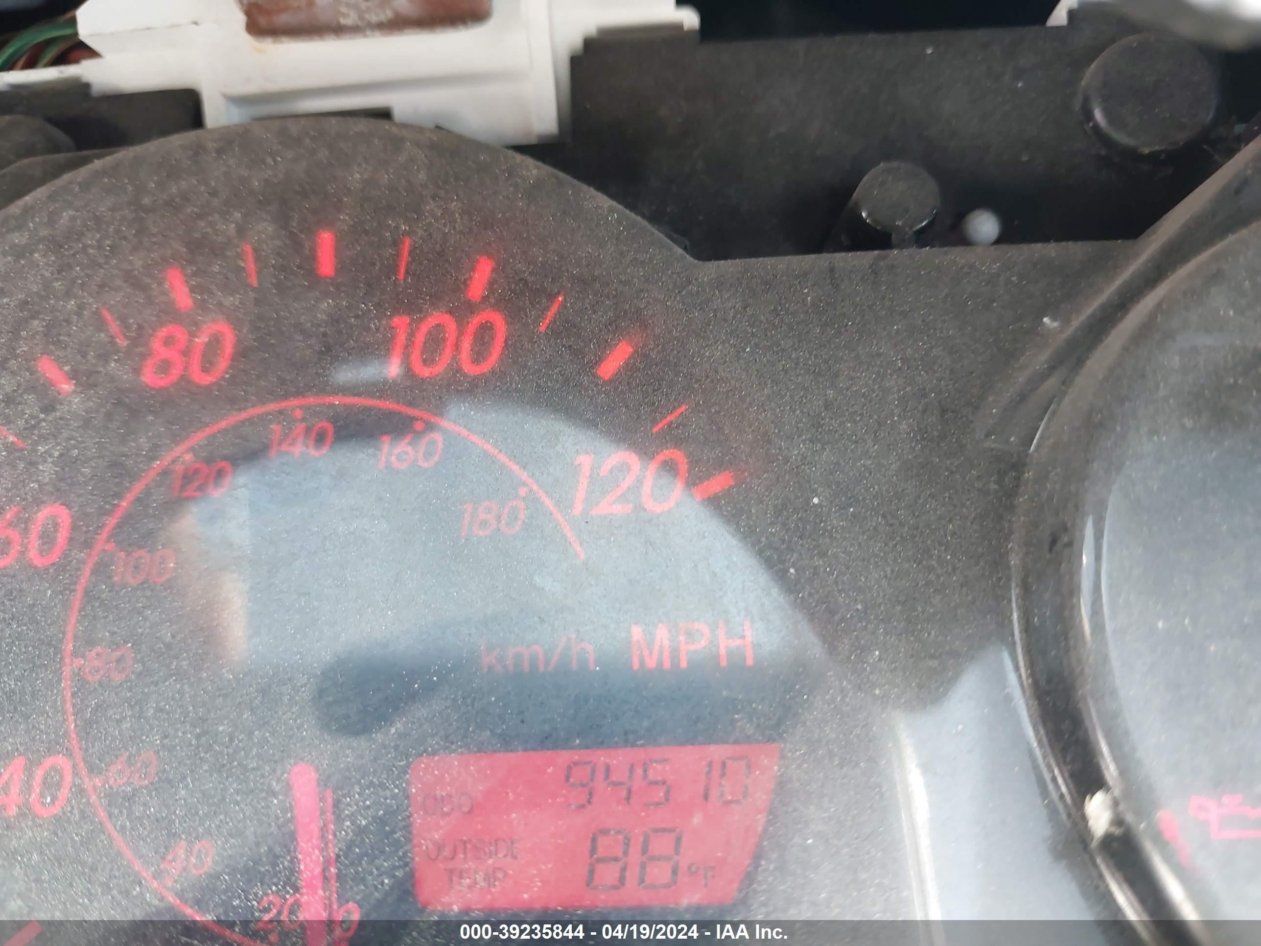 Photo 6 VIN: 5Y2SL62893Z426985 - PONTIAC VIBE 