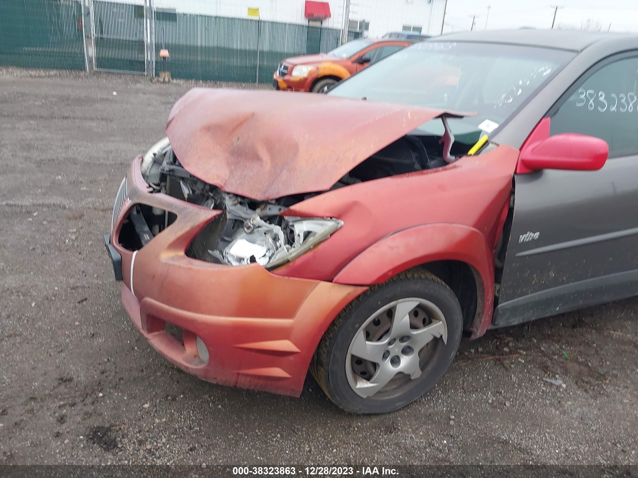 Photo 5 VIN: 5Y2SL63805Z408005 - PONTIAC VIBE 