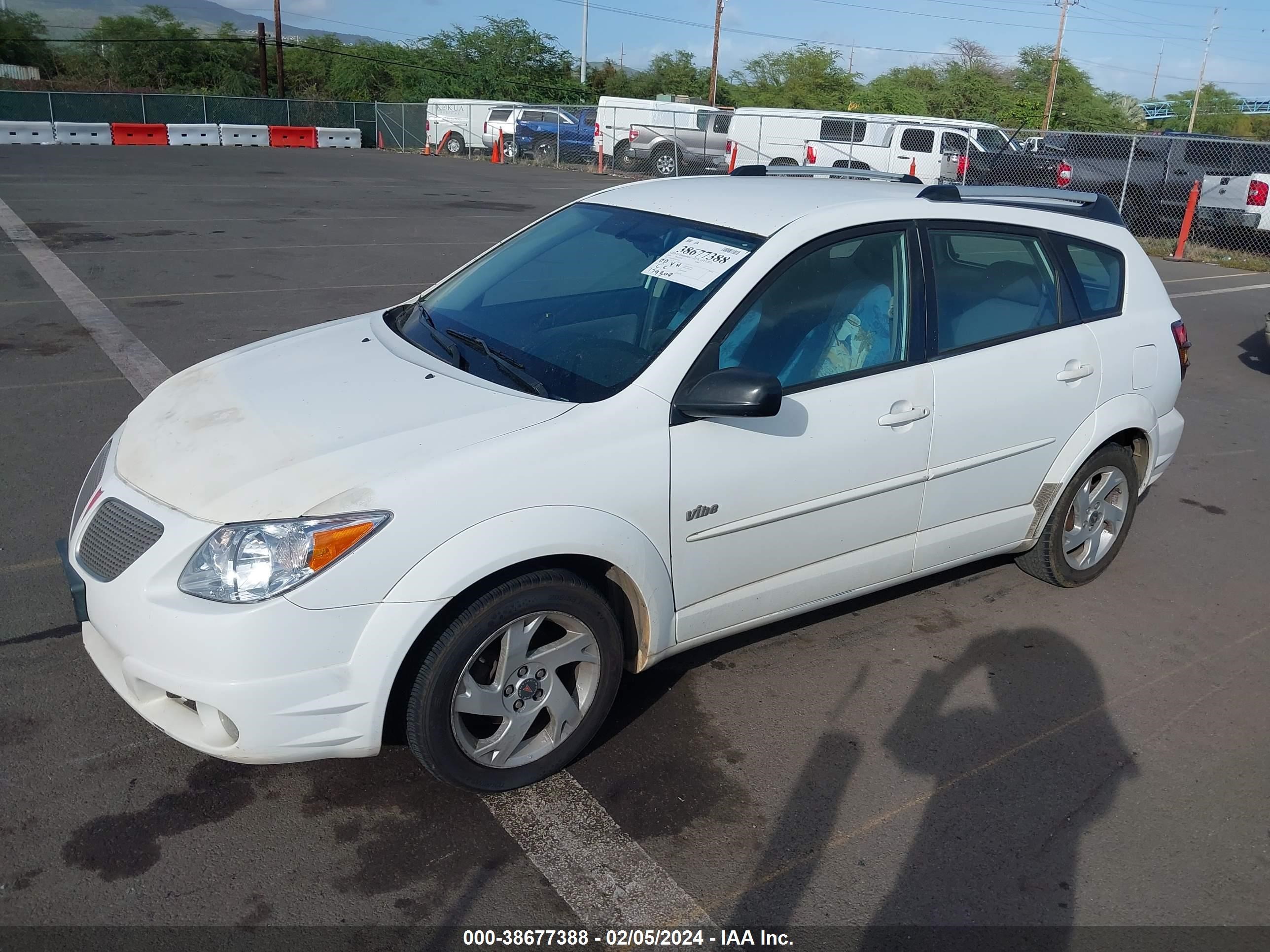 Photo 1 VIN: 5Y2SL63805Z443854 - PONTIAC VIBE 