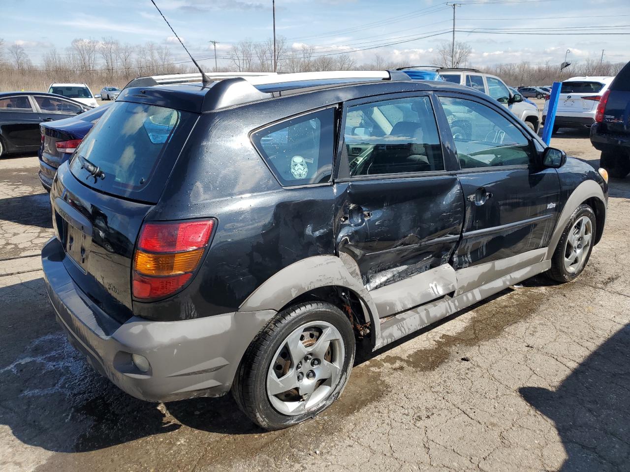 Photo 2 VIN: 5Y2SL63825Z476998 - PONTIAC VIBE 