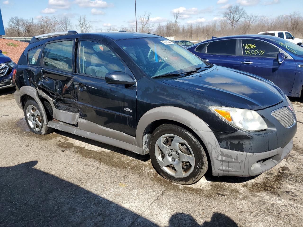 Photo 3 VIN: 5Y2SL63825Z476998 - PONTIAC VIBE 