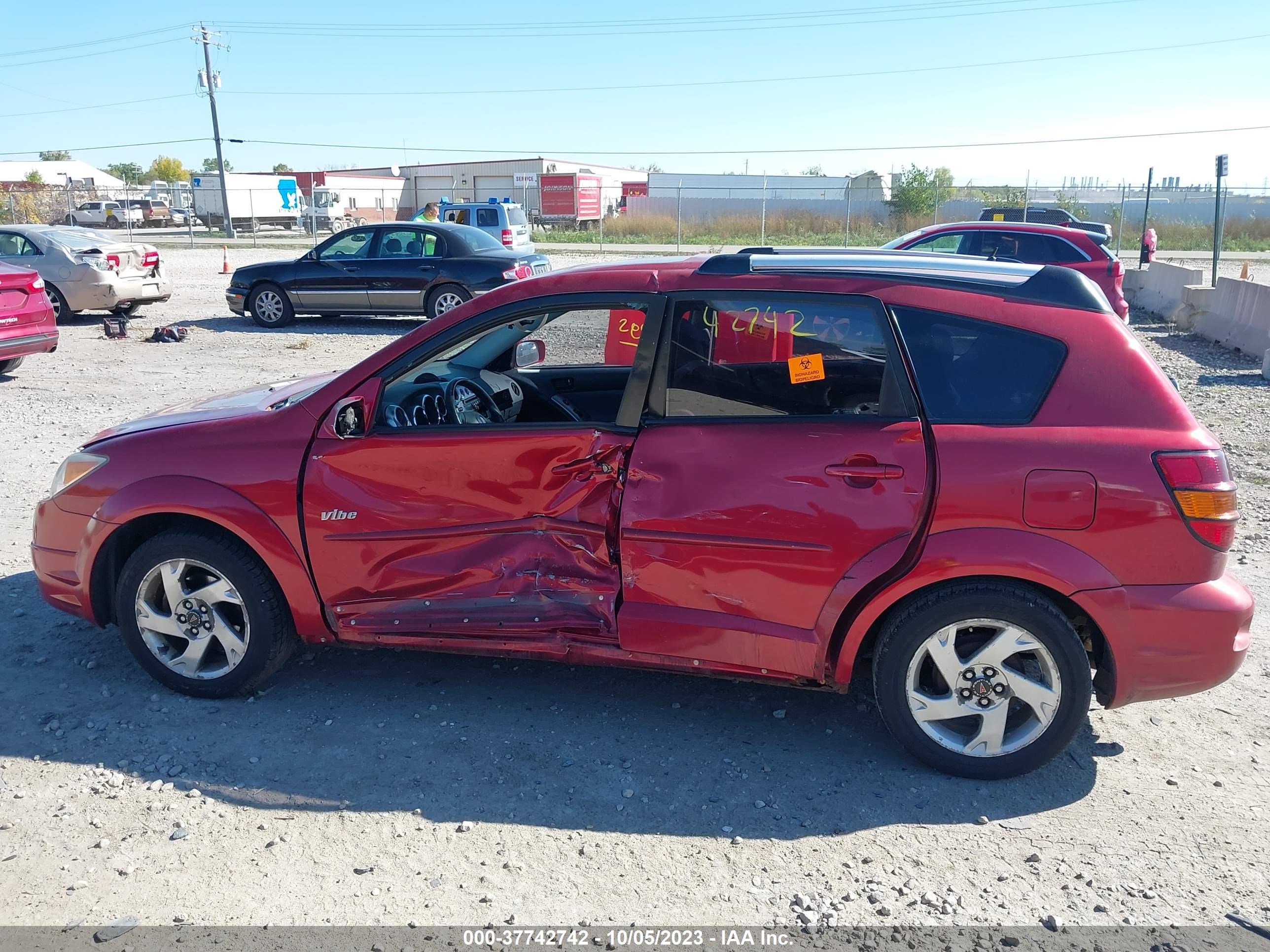 Photo 13 VIN: 5Y2SL63835Z474855 - PONTIAC VIBE 