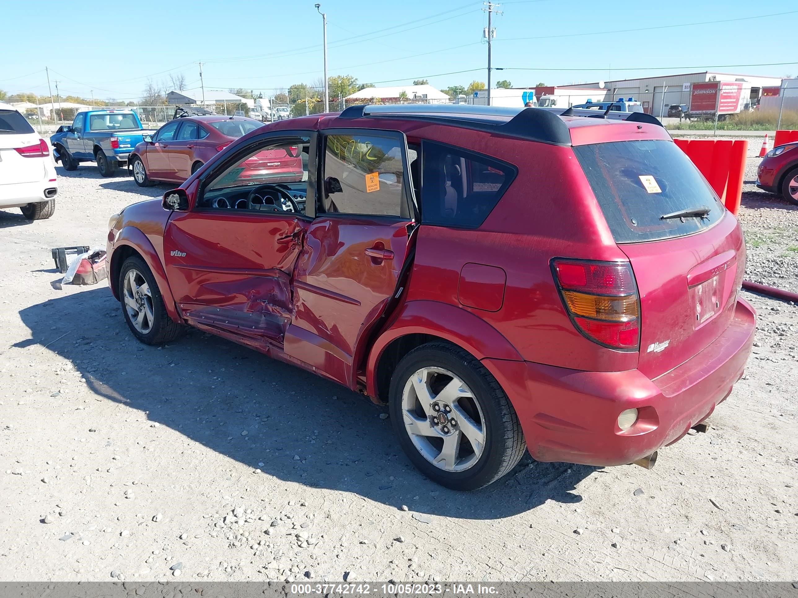 Photo 2 VIN: 5Y2SL63835Z474855 - PONTIAC VIBE 