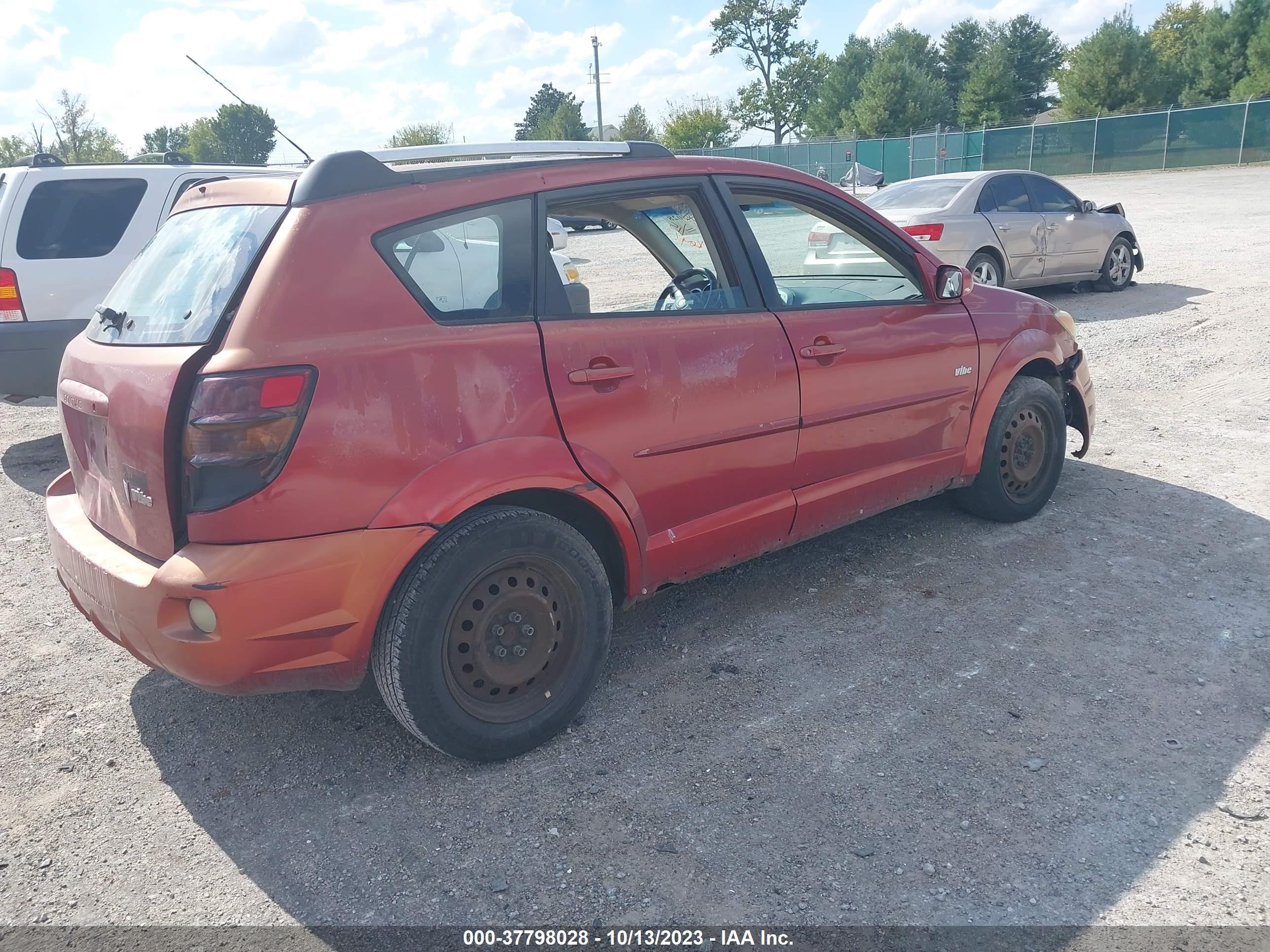 Photo 3 VIN: 5Y2SL63845Z404135 - PONTIAC VIBE 