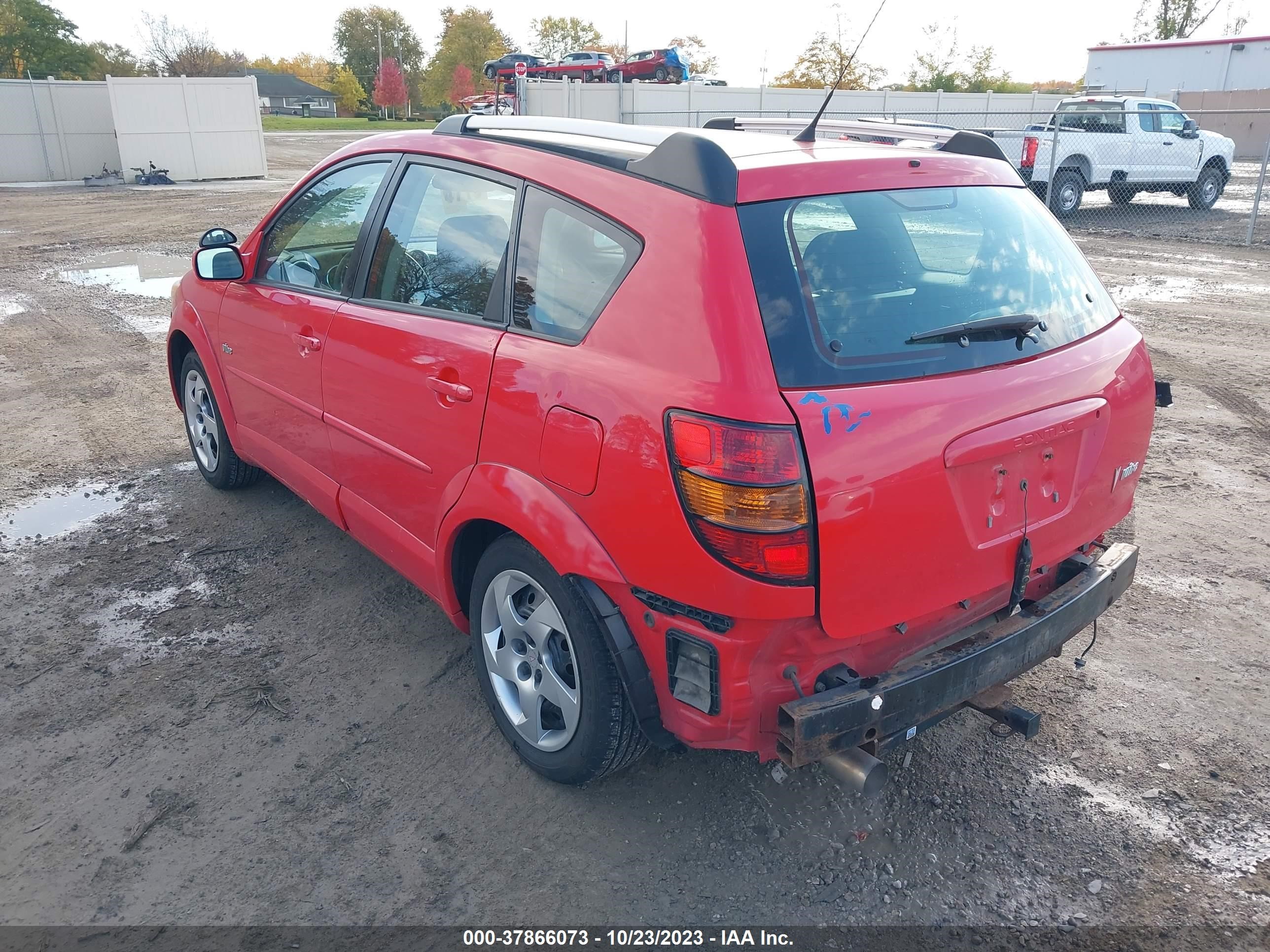 Photo 2 VIN: 5Y2SL63855Z402846 - PONTIAC VIBE 