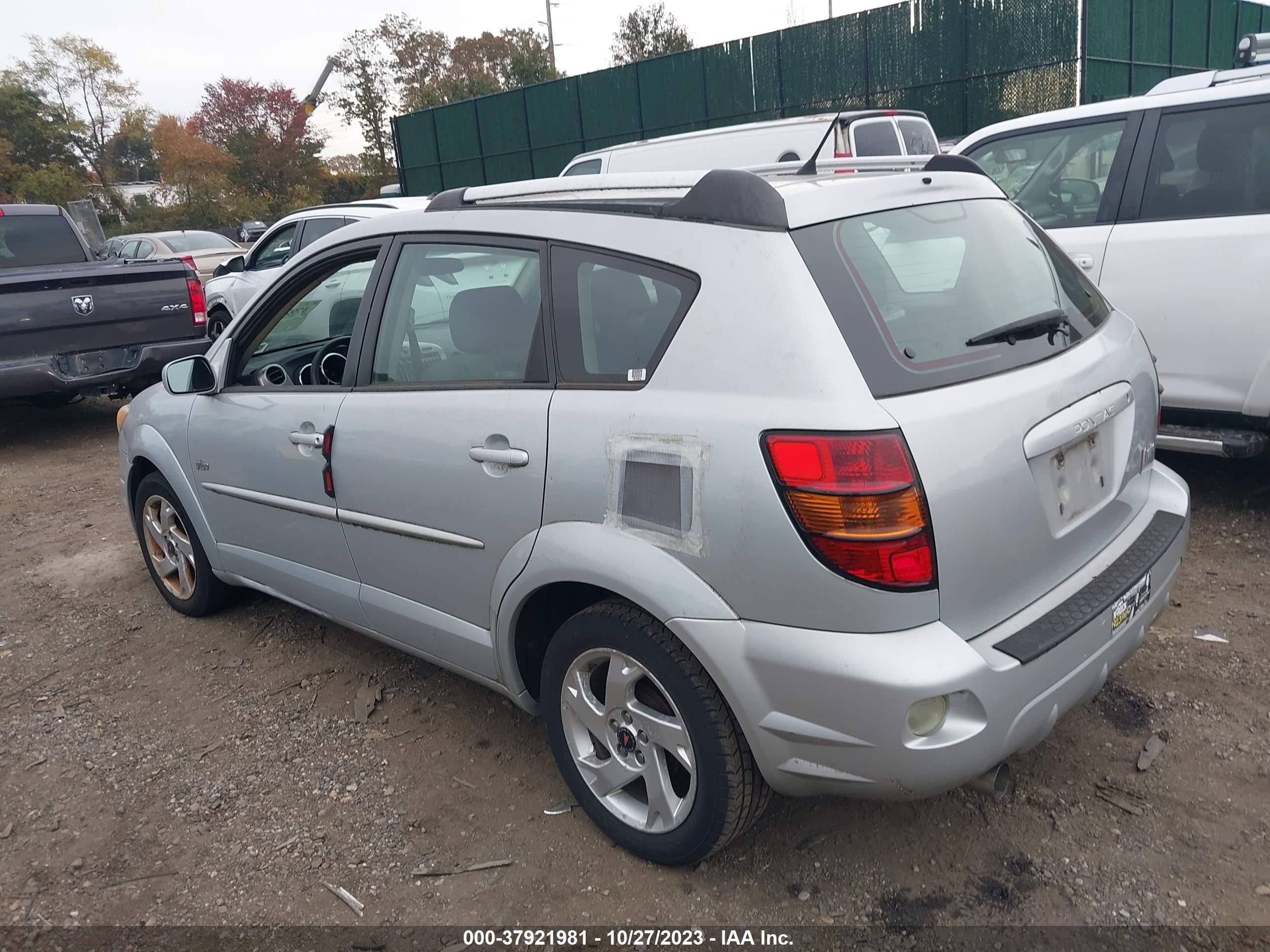 Photo 2 VIN: 5Y2SL63855Z412700 - PONTIAC VIBE 