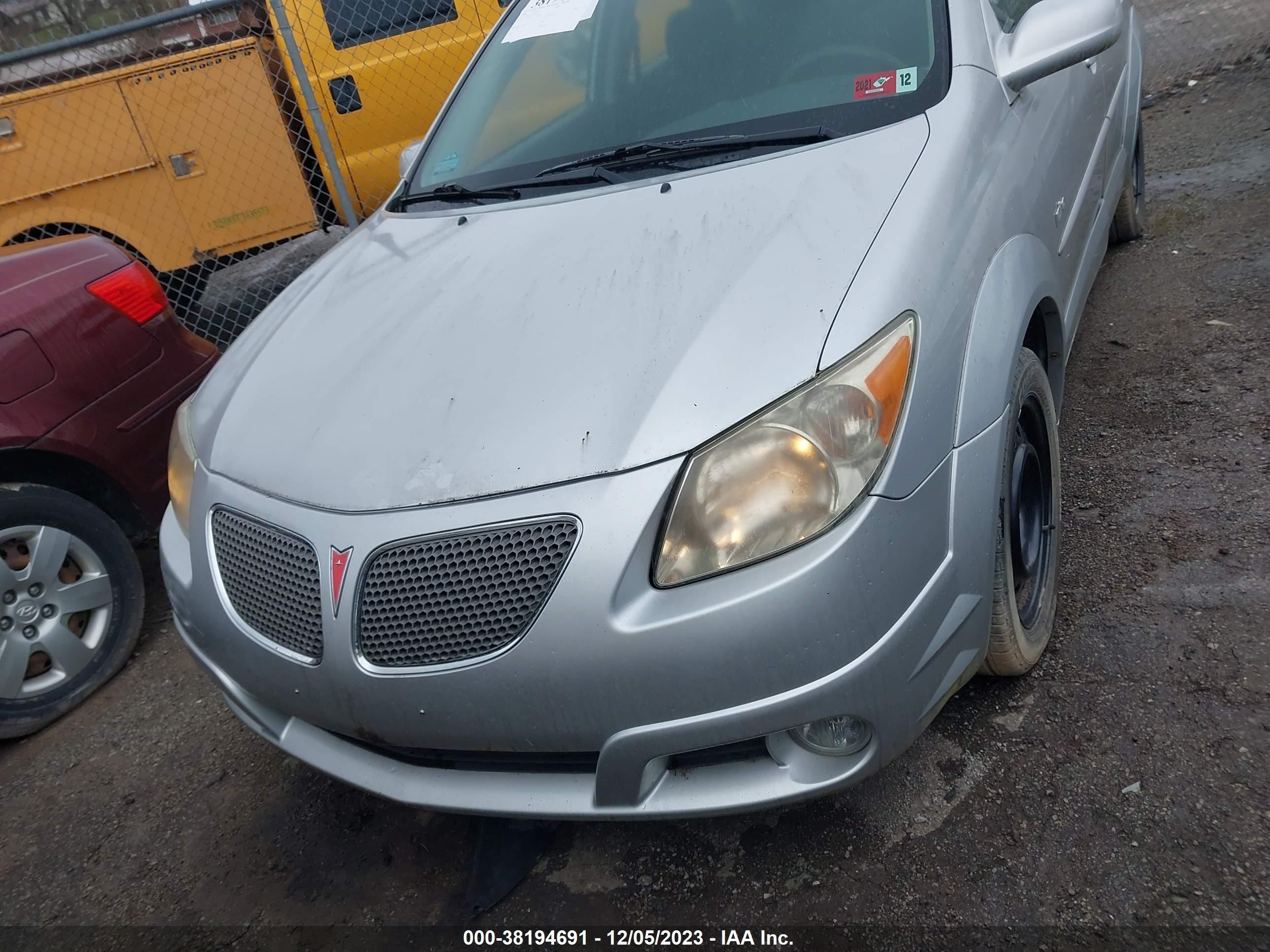 Photo 5 VIN: 5Y2SL63875Z418434 - PONTIAC VIBE 