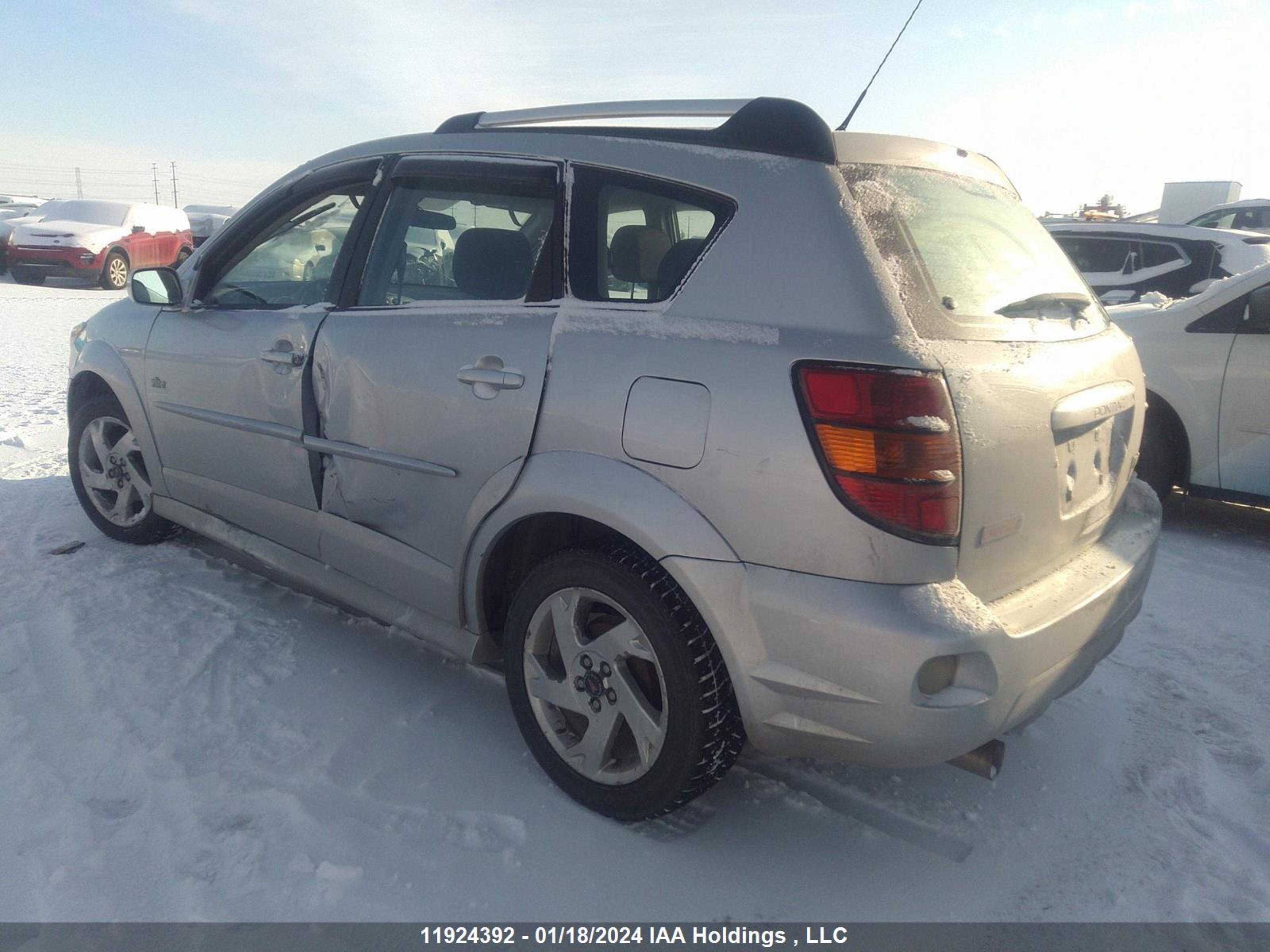 Photo 2 VIN: 5Y2SL65806Z457221 - PONTIAC VIBE 