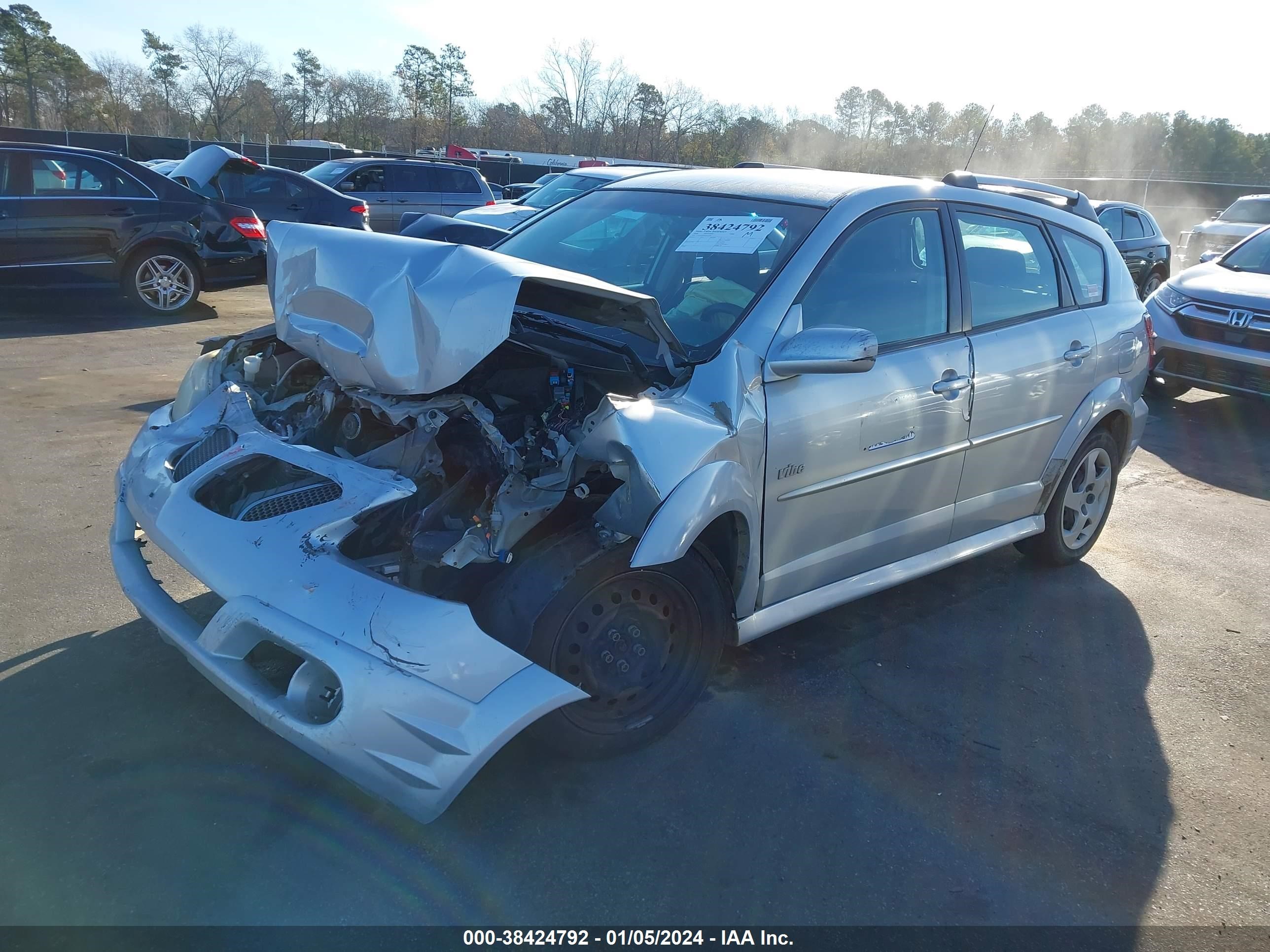 Photo 1 VIN: 5Y2SL65816Z412594 - PONTIAC VIBE 