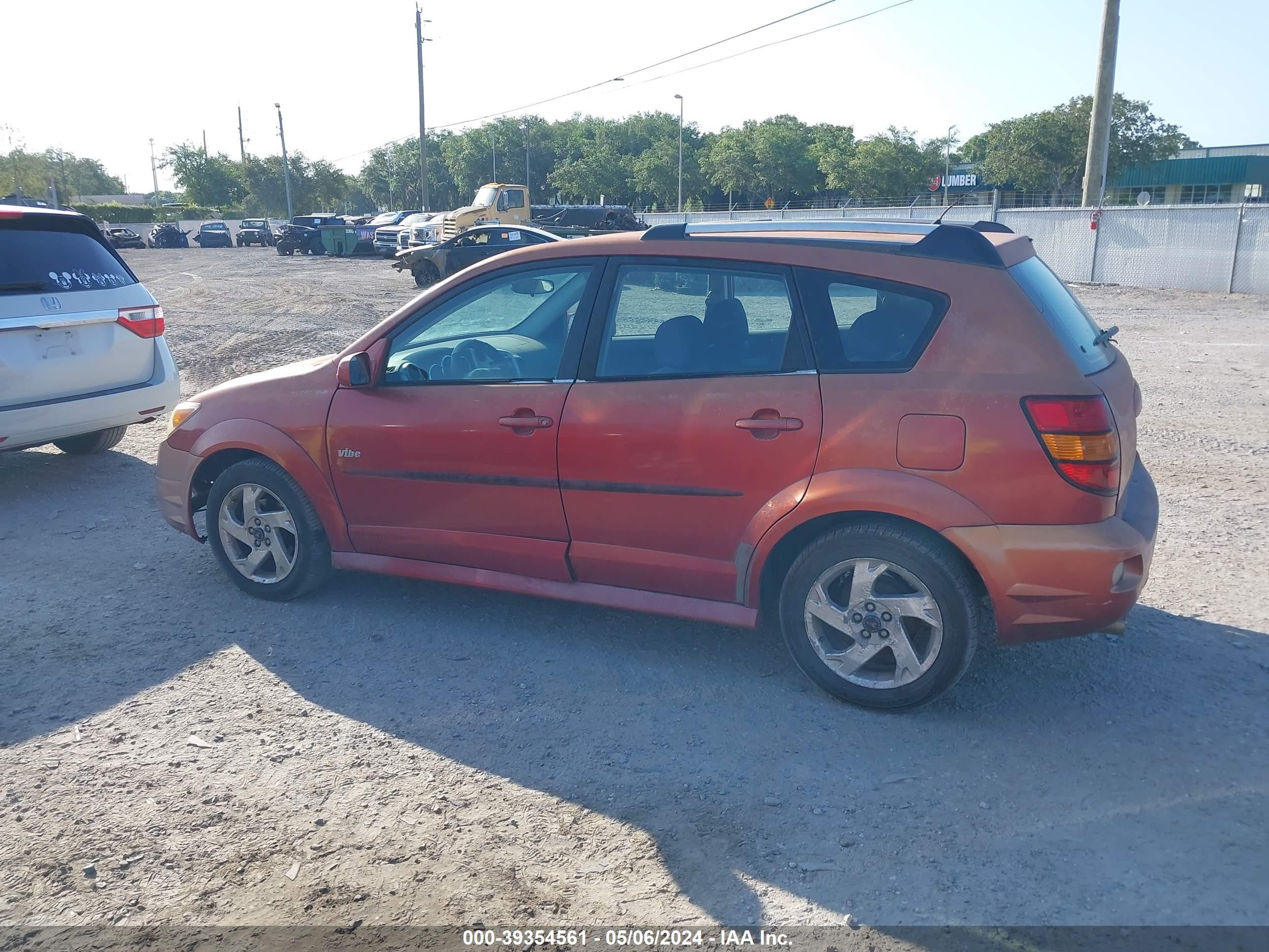 Photo 13 VIN: 5Y2SL65816Z437995 - PONTIAC VIBE 