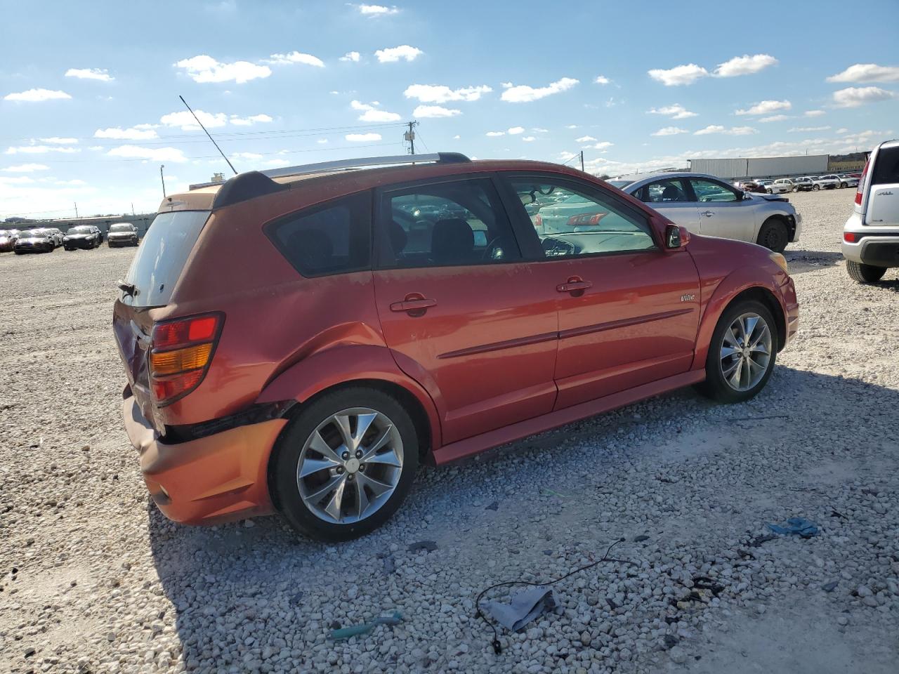 Photo 2 VIN: 5Y2SL65817Z404870 - PONTIAC VIBE 