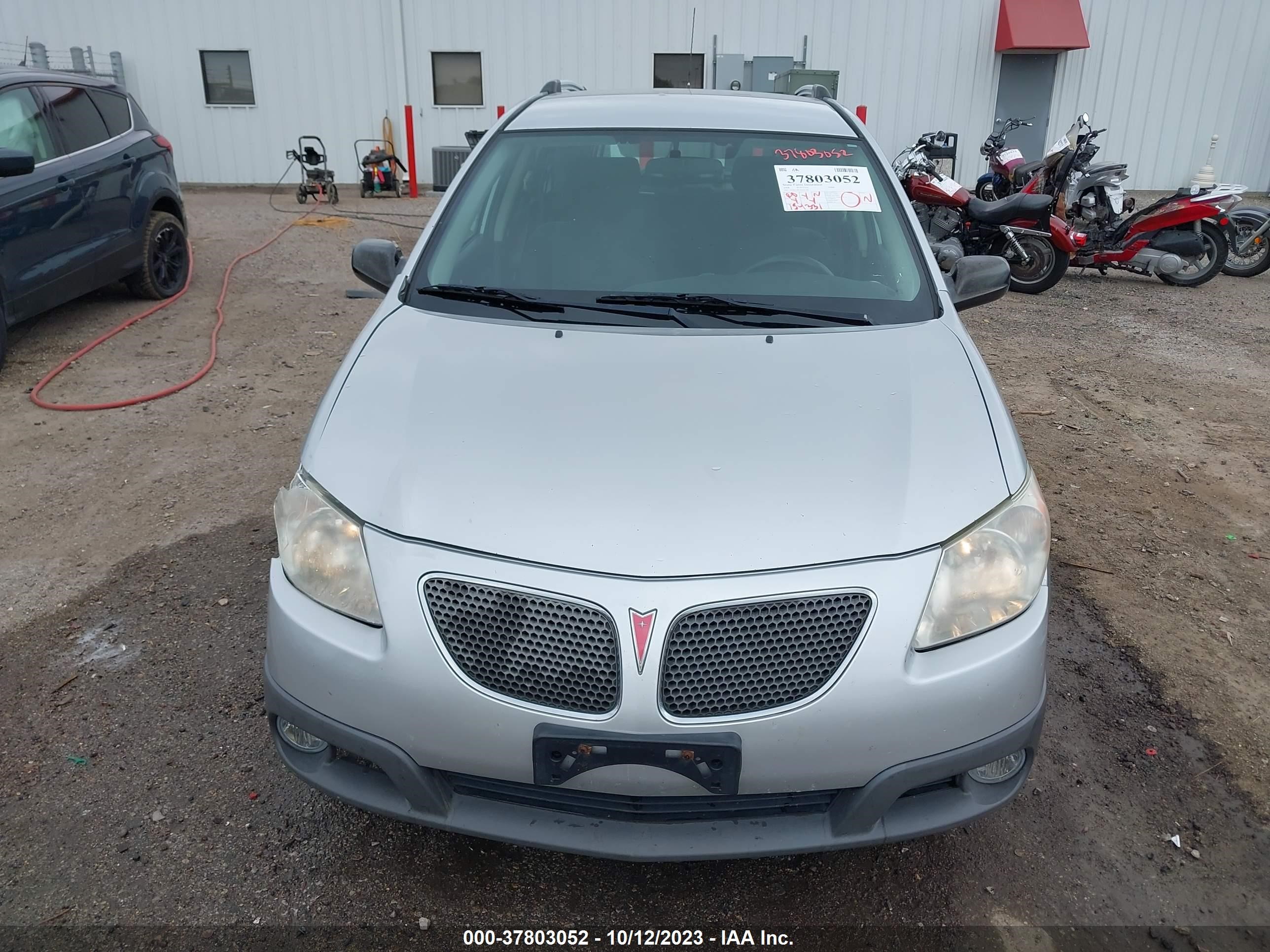 Photo 11 VIN: 5Y2SL65818Z424182 - PONTIAC VIBE 