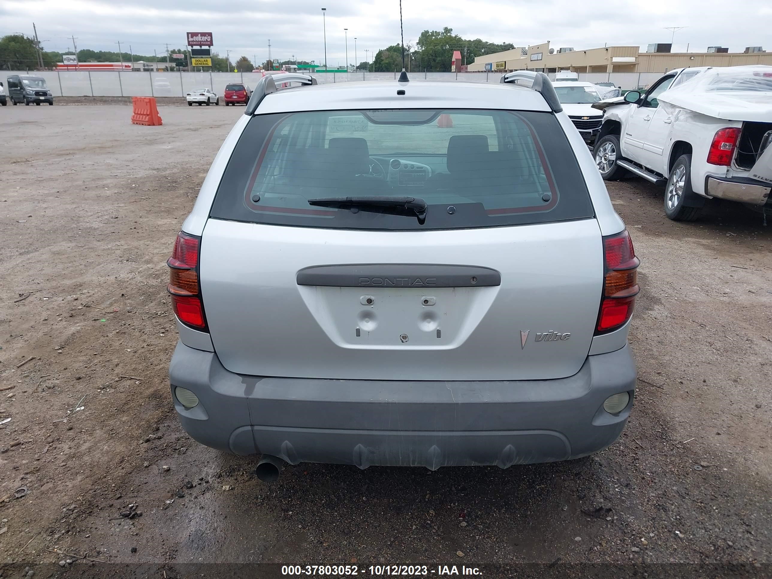 Photo 15 VIN: 5Y2SL65818Z424182 - PONTIAC VIBE 