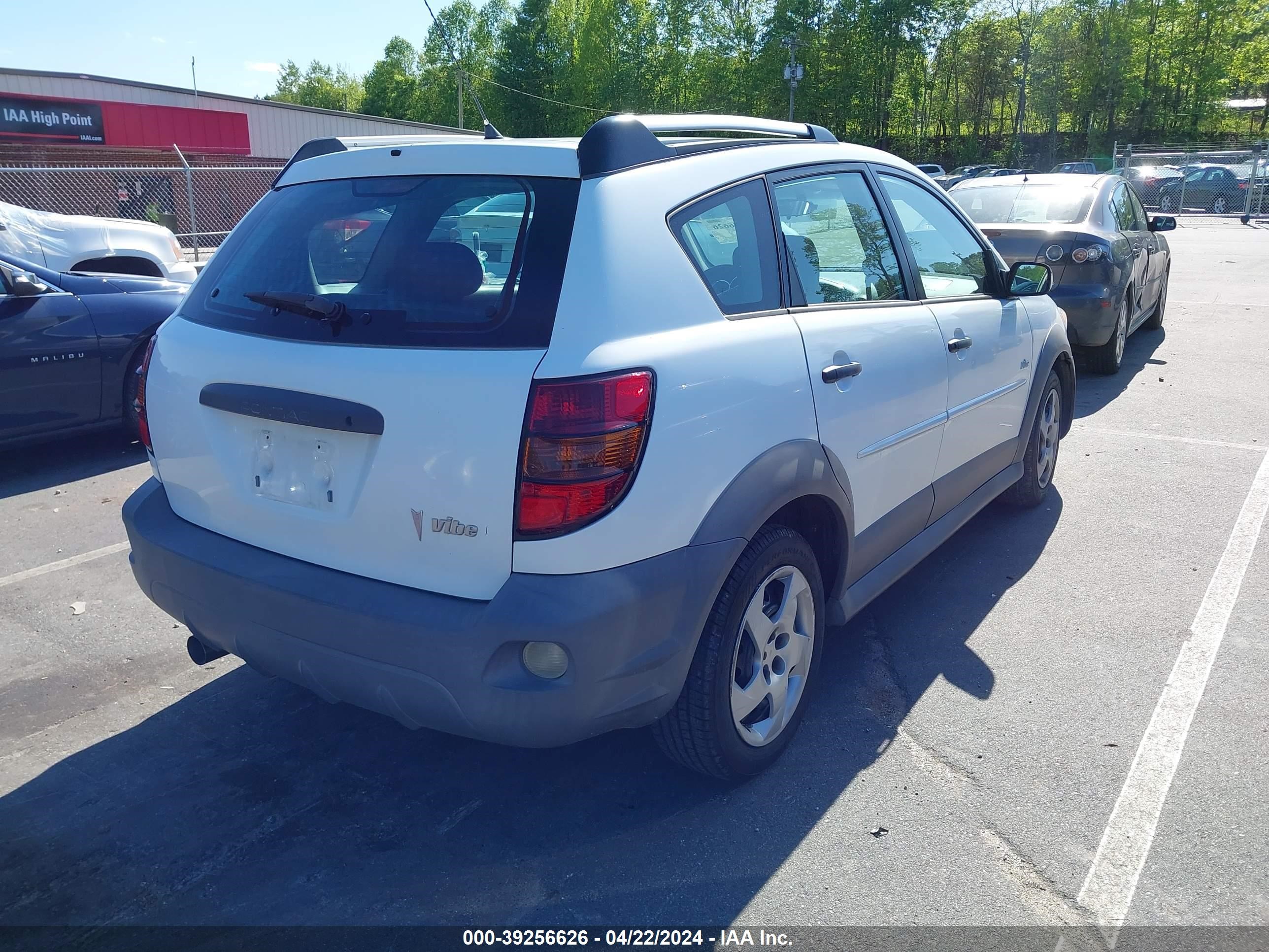 Photo 3 VIN: 5Y2SL65828Z410758 - PONTIAC VIBE 