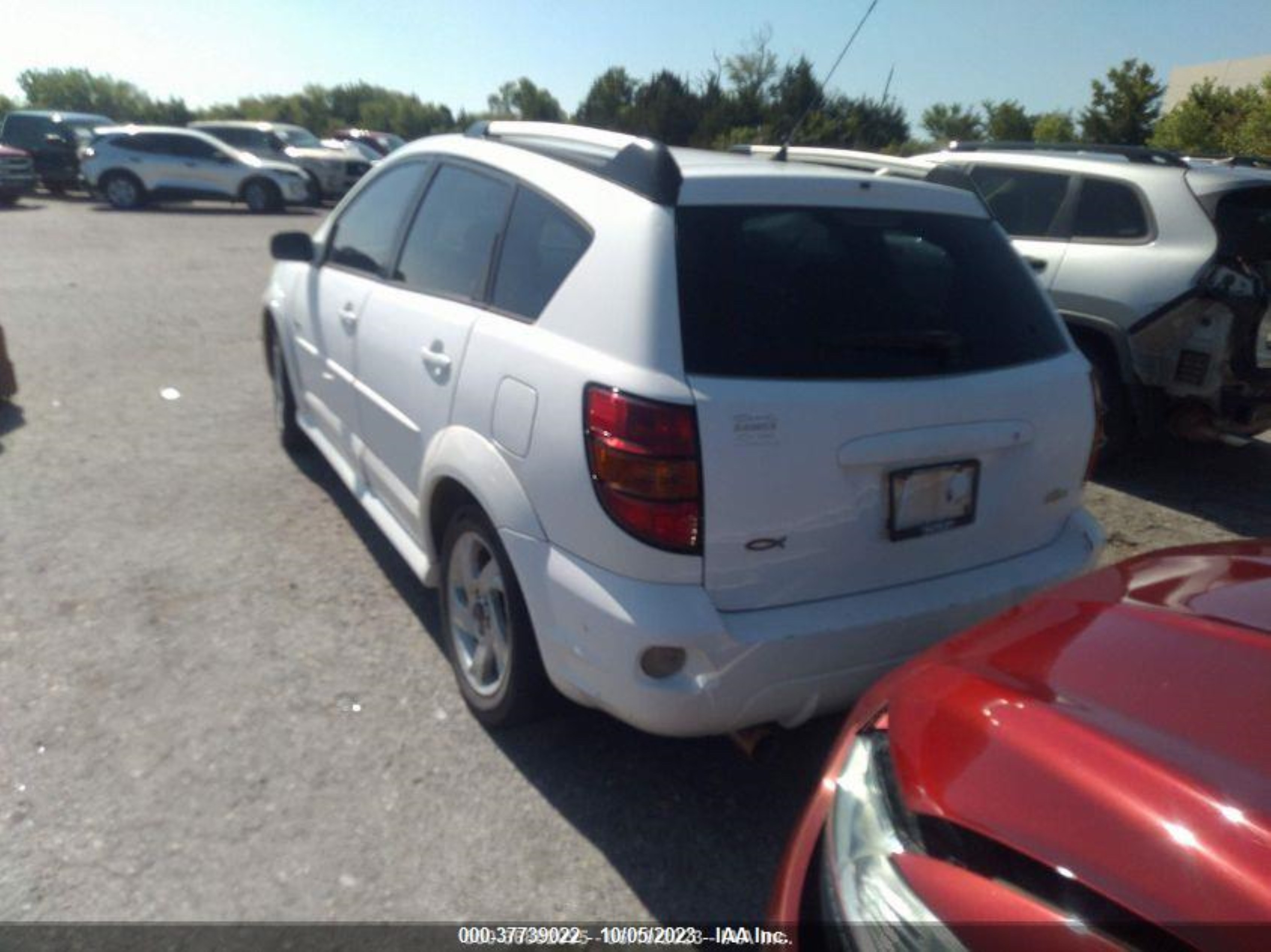 Photo 2 VIN: 5Y2SL65836Z423919 - PONTIAC VIBE 