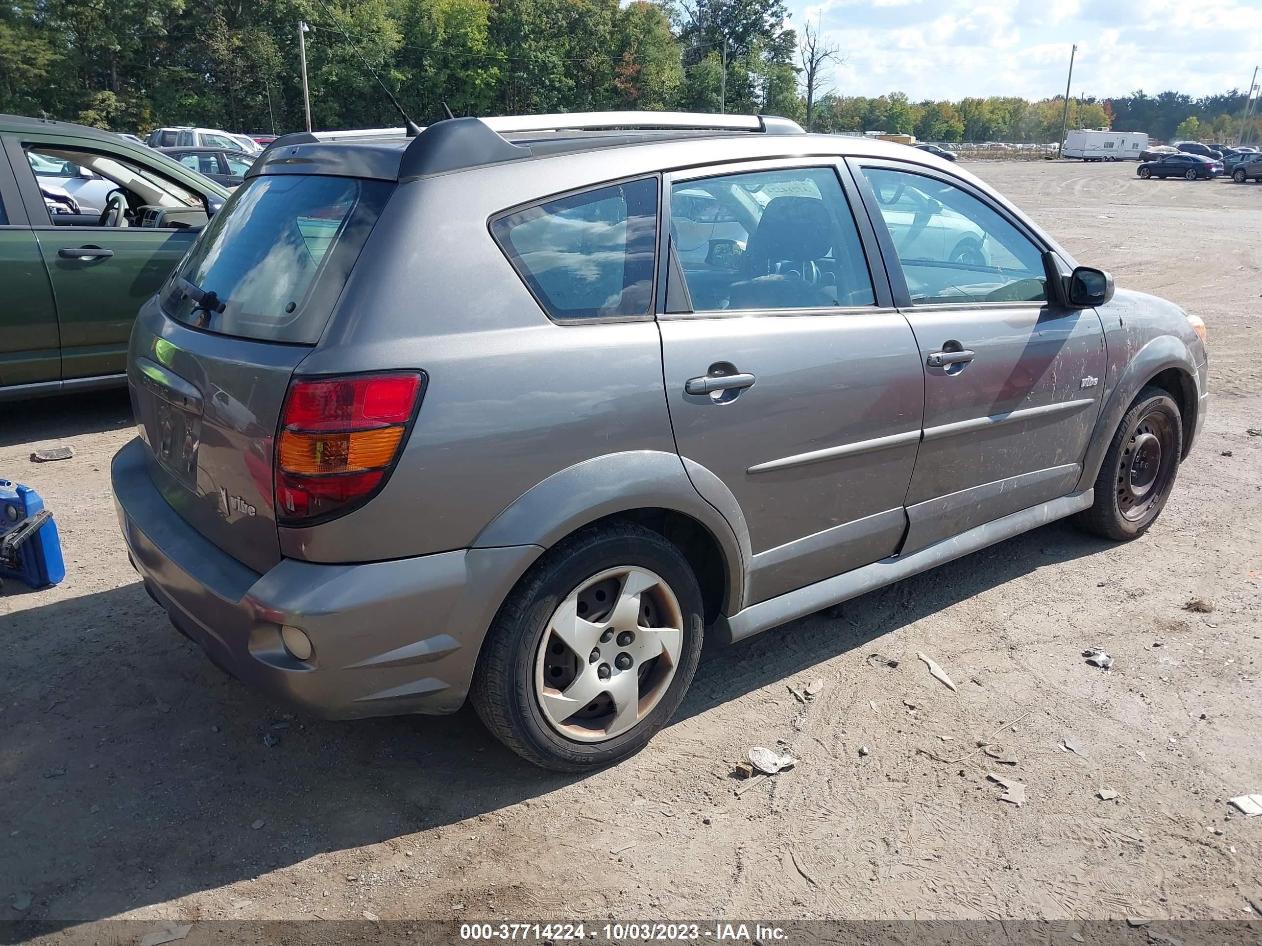 Photo 3 VIN: 5Y2SL65846Z428305 - PONTIAC VIBE 