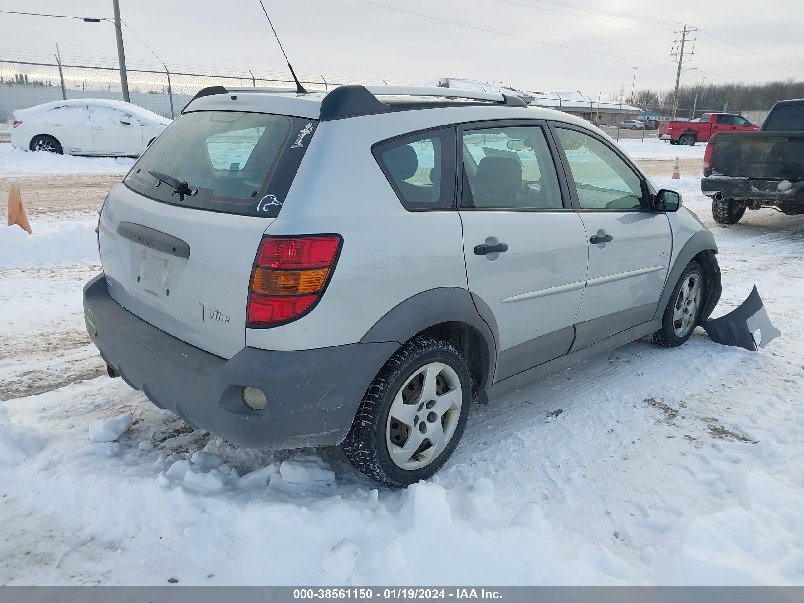 Photo 3 VIN: 5Y2SL65848Z401091 - PONTIAC VIBE 