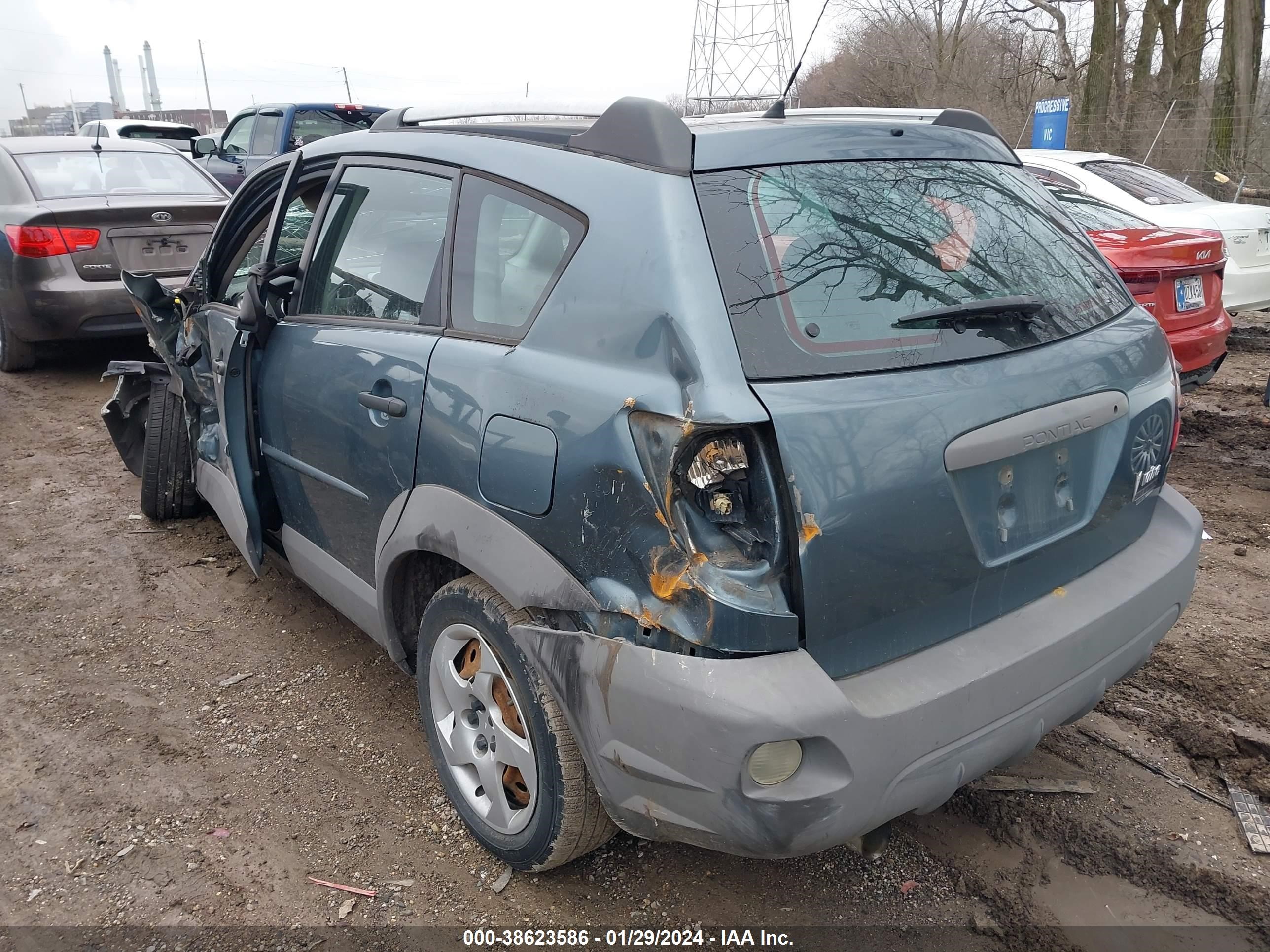 Photo 2 VIN: 5Y2SL65856Z422352 - PONTIAC VIBE 