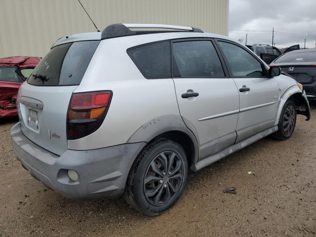 Photo 2 VIN: 5Y2SL65856Z453195 - PONTIAC VIBE 