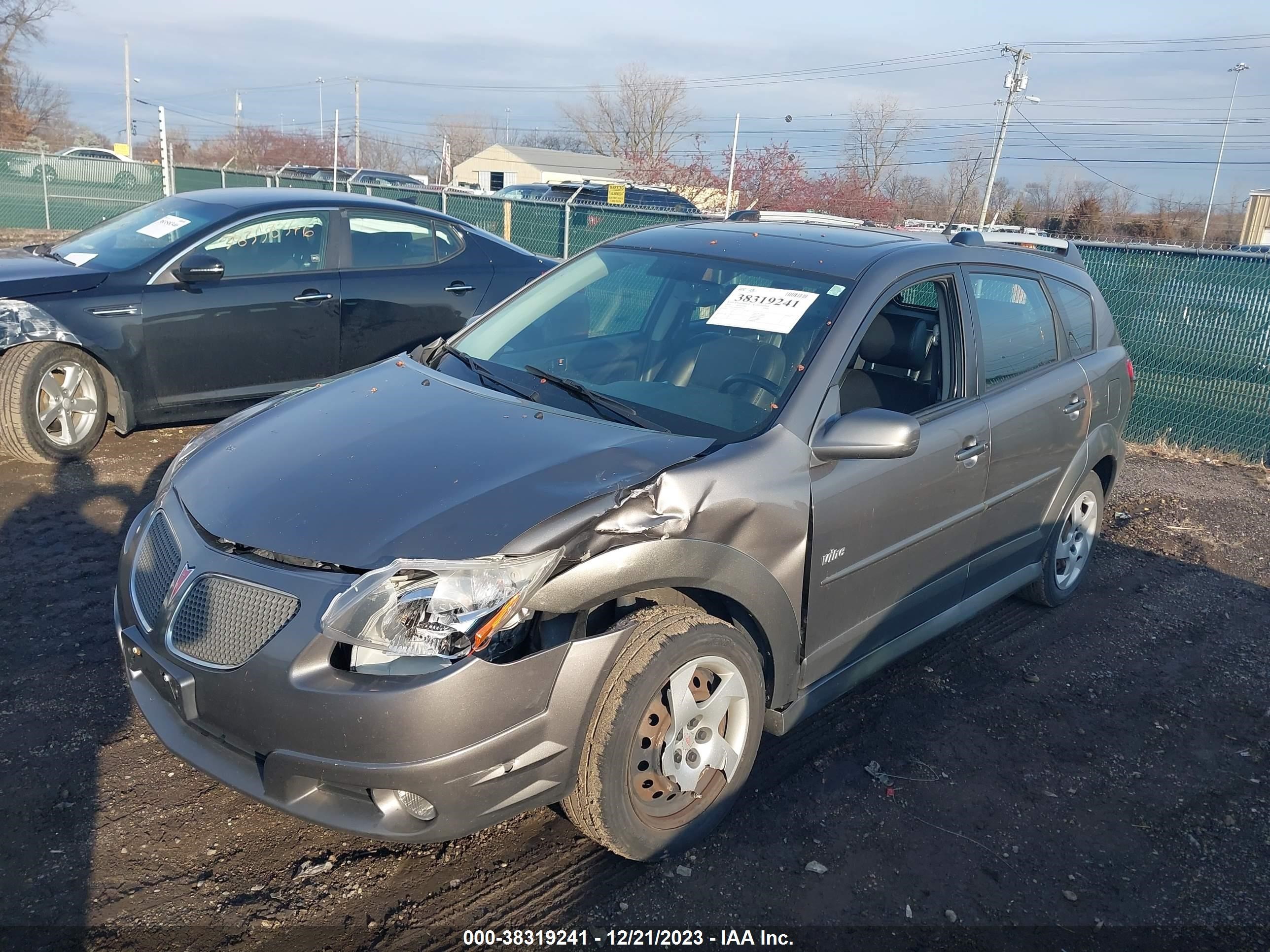 Photo 1 VIN: 5Y2SL65858Z407546 - PONTIAC VIBE 