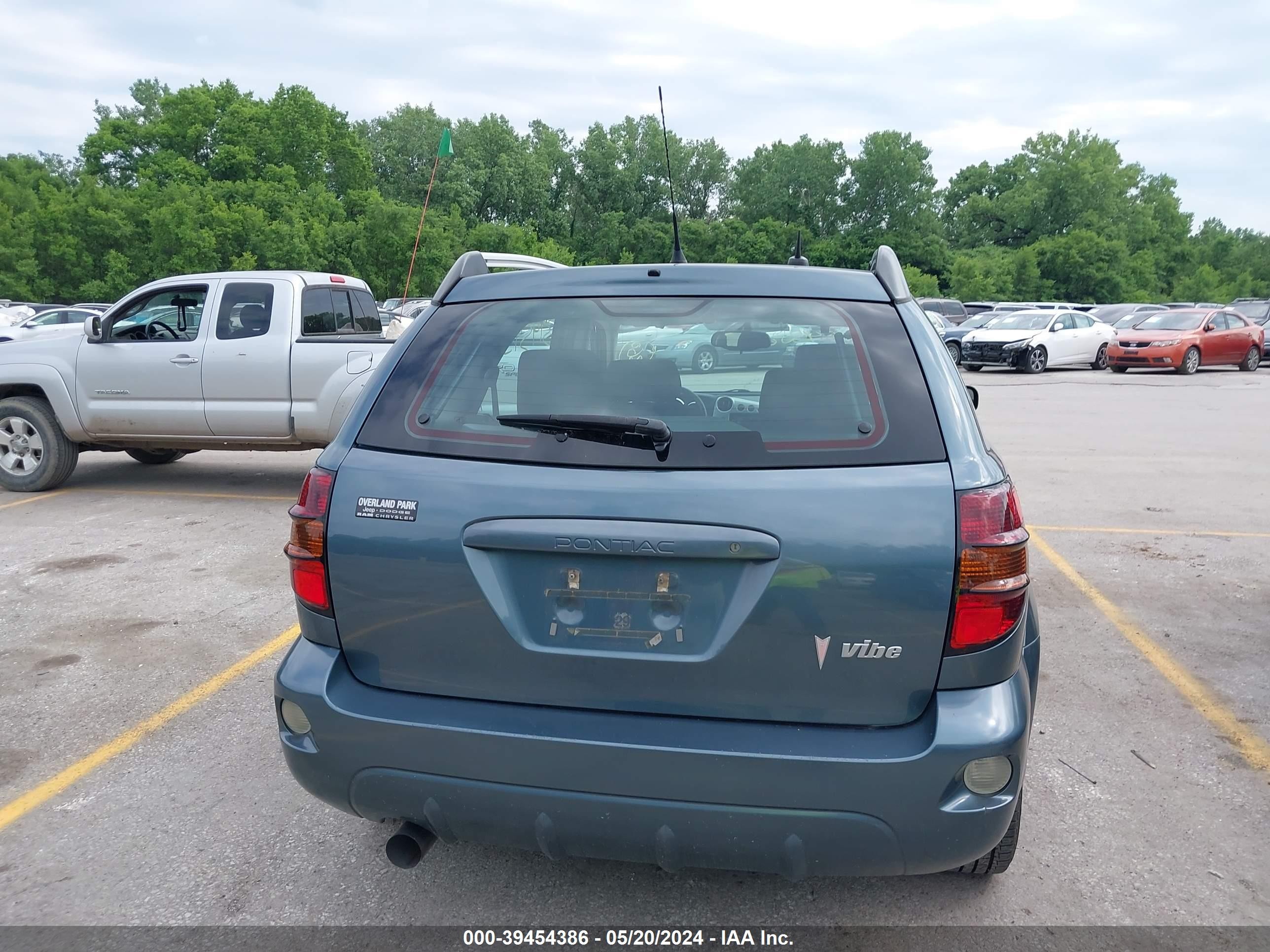 Photo 15 VIN: 5Y2SL65858Z411130 - PONTIAC VIBE 