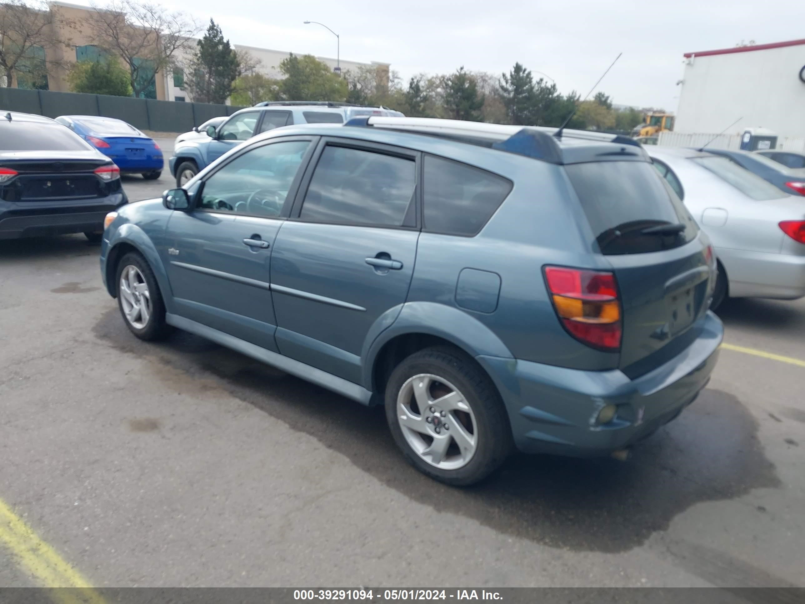 Photo 2 VIN: 5Y2SL65866Z406967 - PONTIAC VIBE 