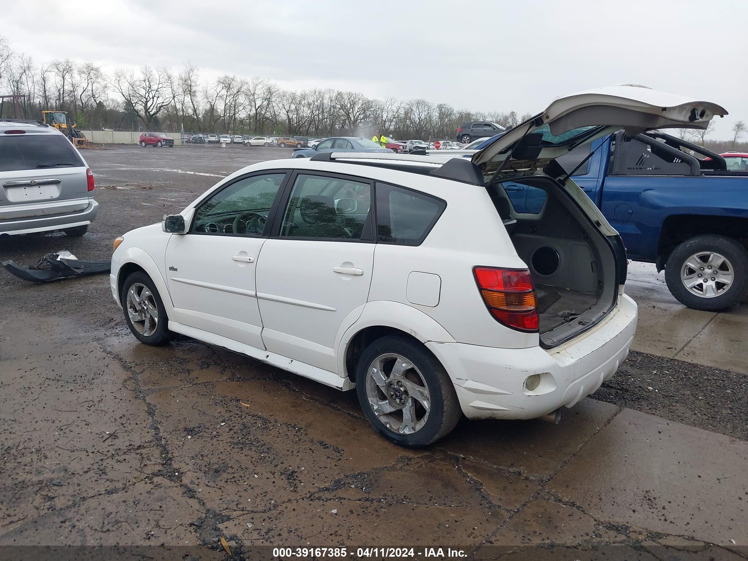 Photo 2 VIN: 5Y2SL65867Z426203 - PONTIAC VIBE 