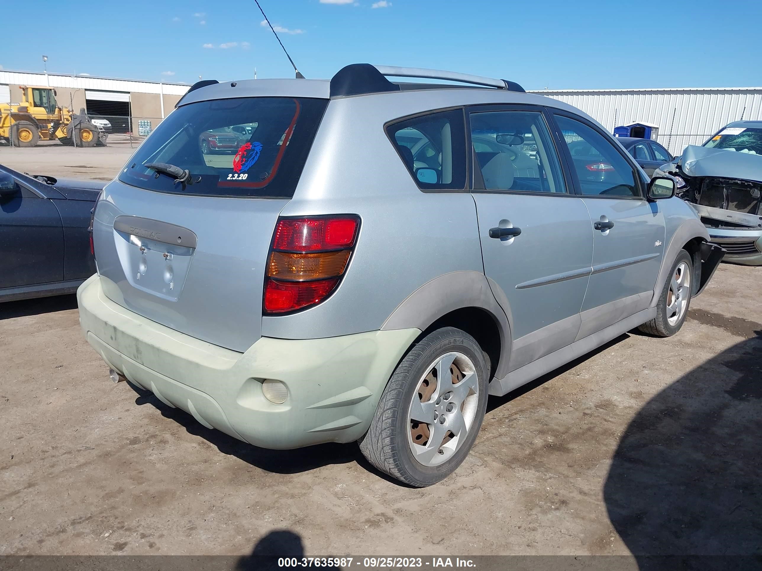 Photo 3 VIN: 5Y2SL65868Z400282 - PONTIAC VIBE 