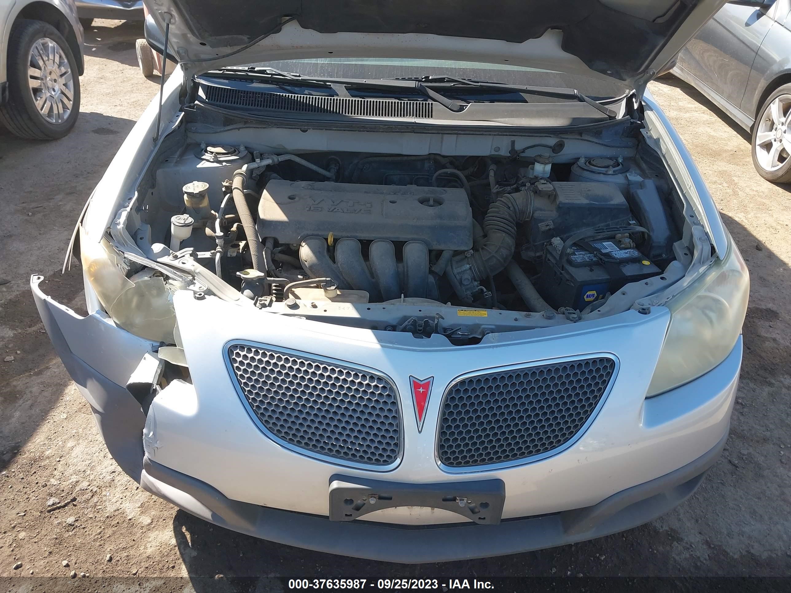 Photo 9 VIN: 5Y2SL65868Z400282 - PONTIAC VIBE 