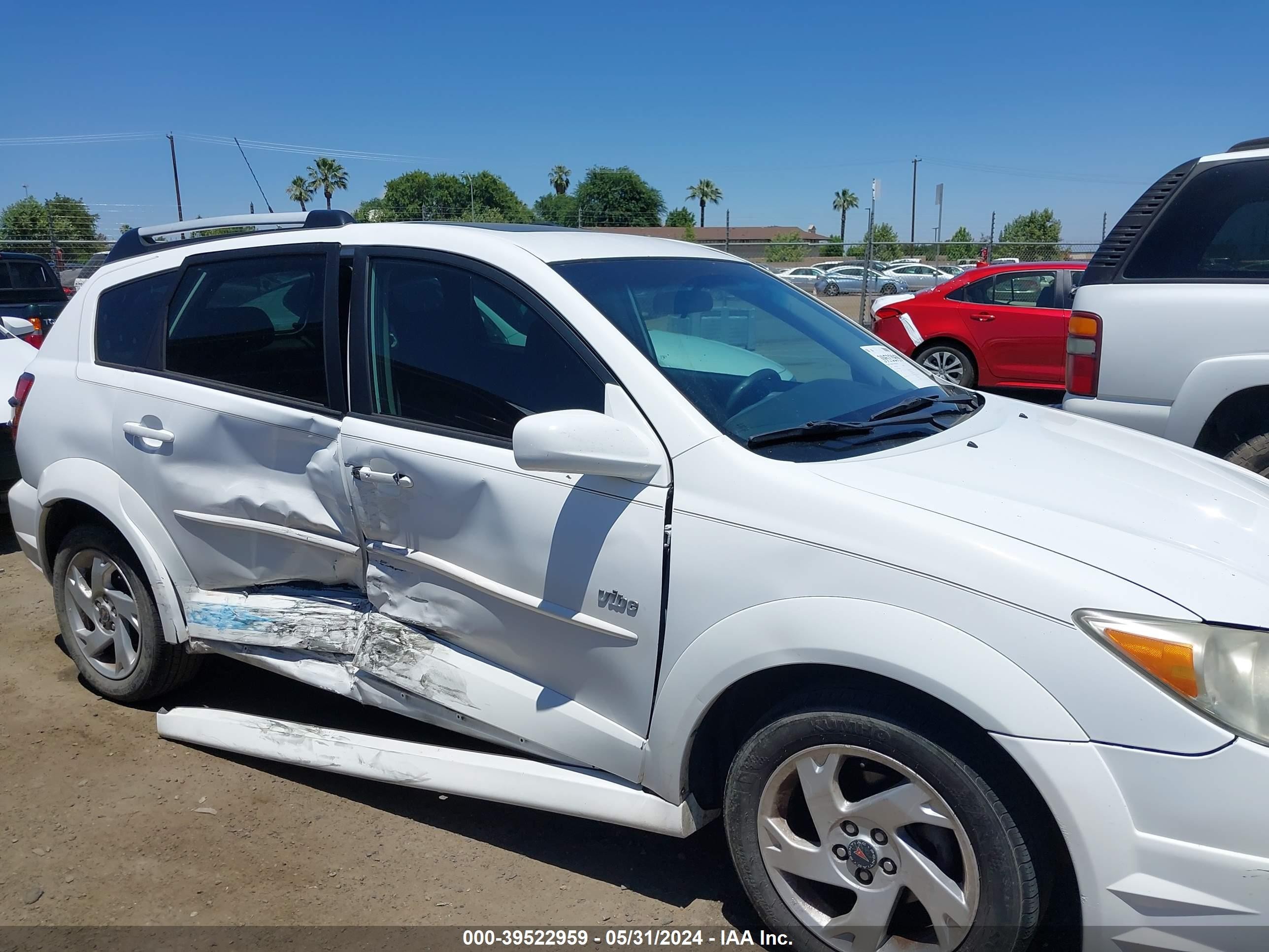 Photo 12 VIN: 5Y2SL65877Z439560 - PONTIAC VIBE 