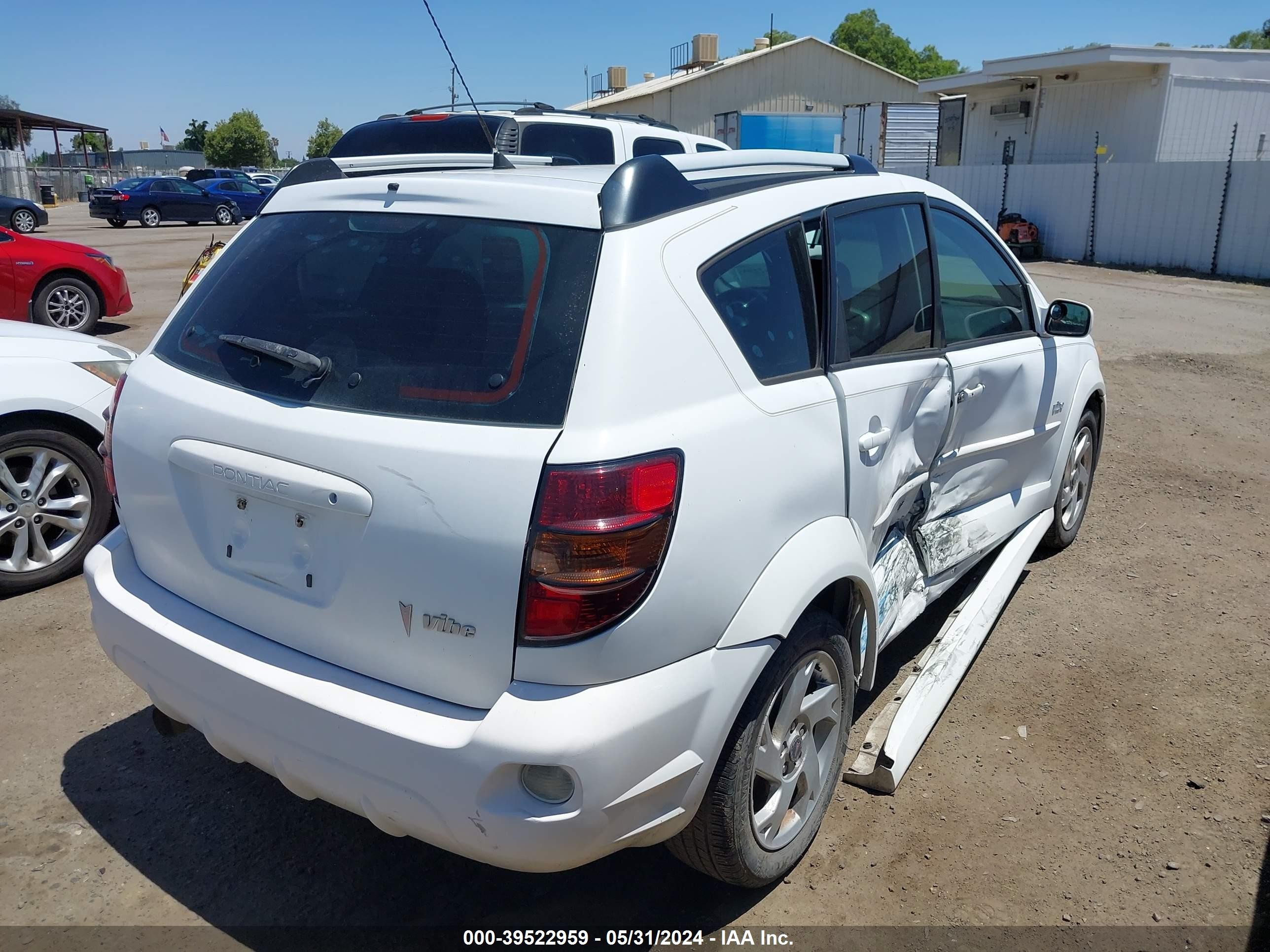 Photo 3 VIN: 5Y2SL65877Z439560 - PONTIAC VIBE 