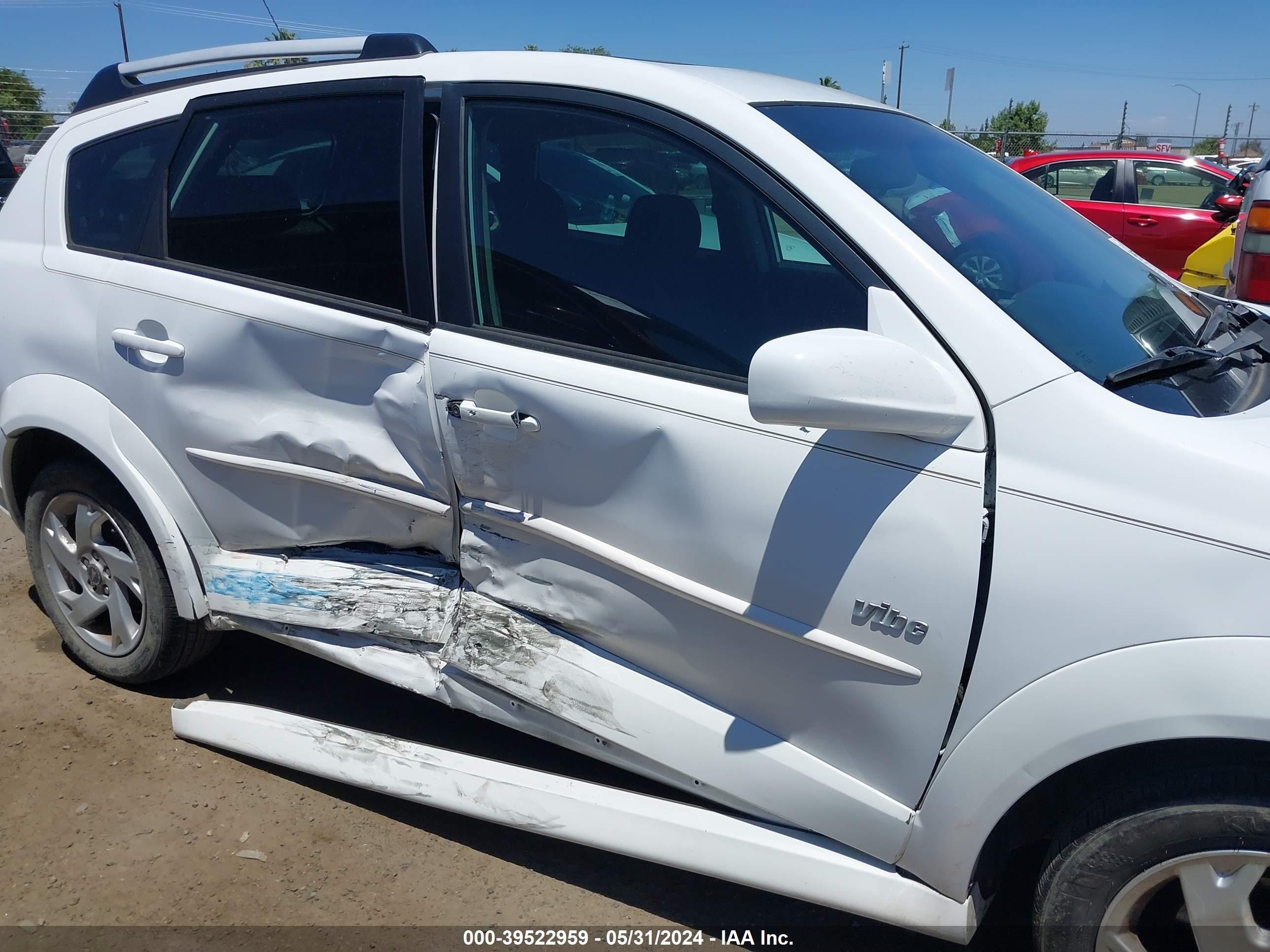 Photo 5 VIN: 5Y2SL65877Z439560 - PONTIAC VIBE 