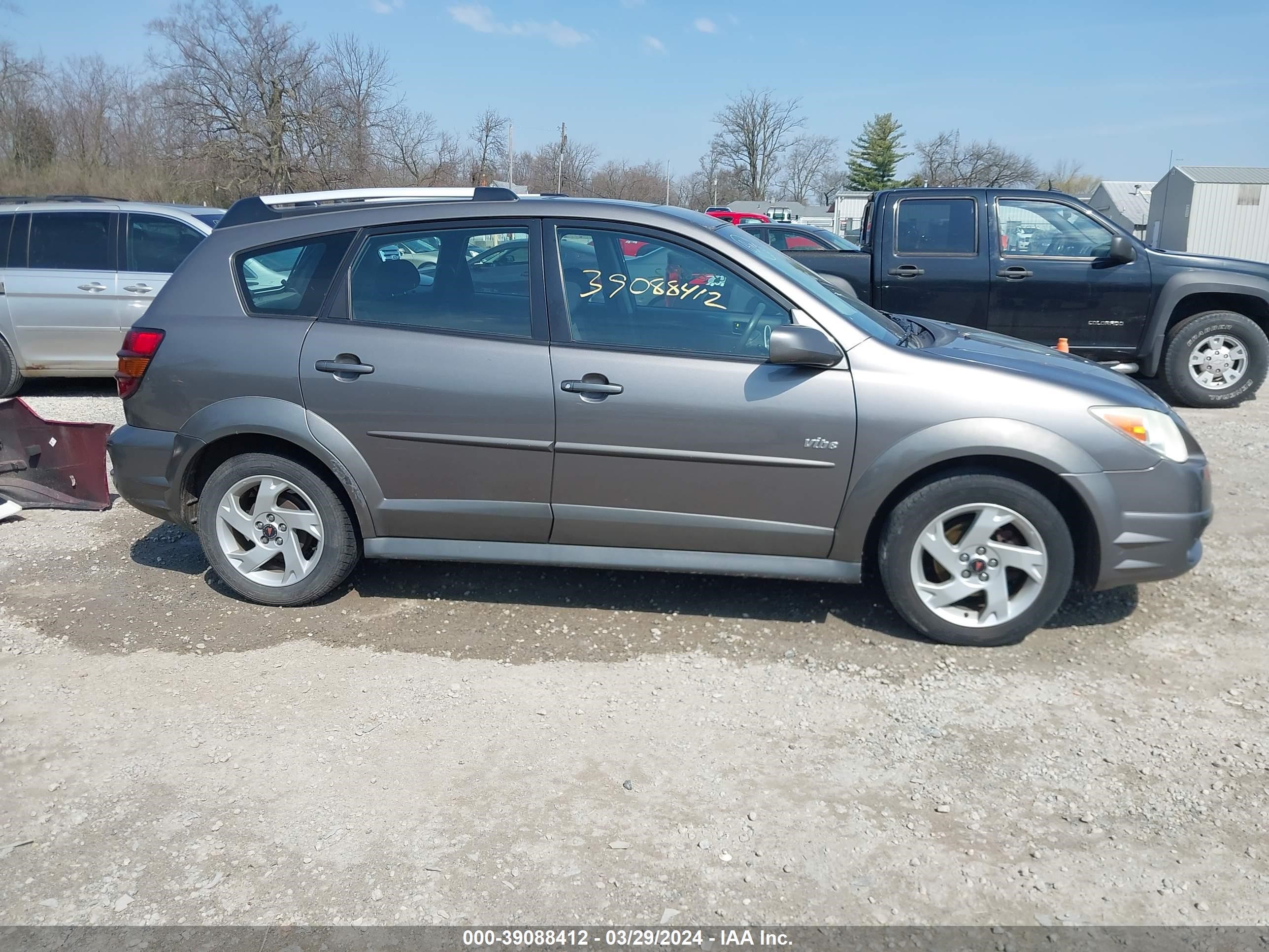 Photo 12 VIN: 5Y2SL65886Z460397 - PONTIAC VIBE 