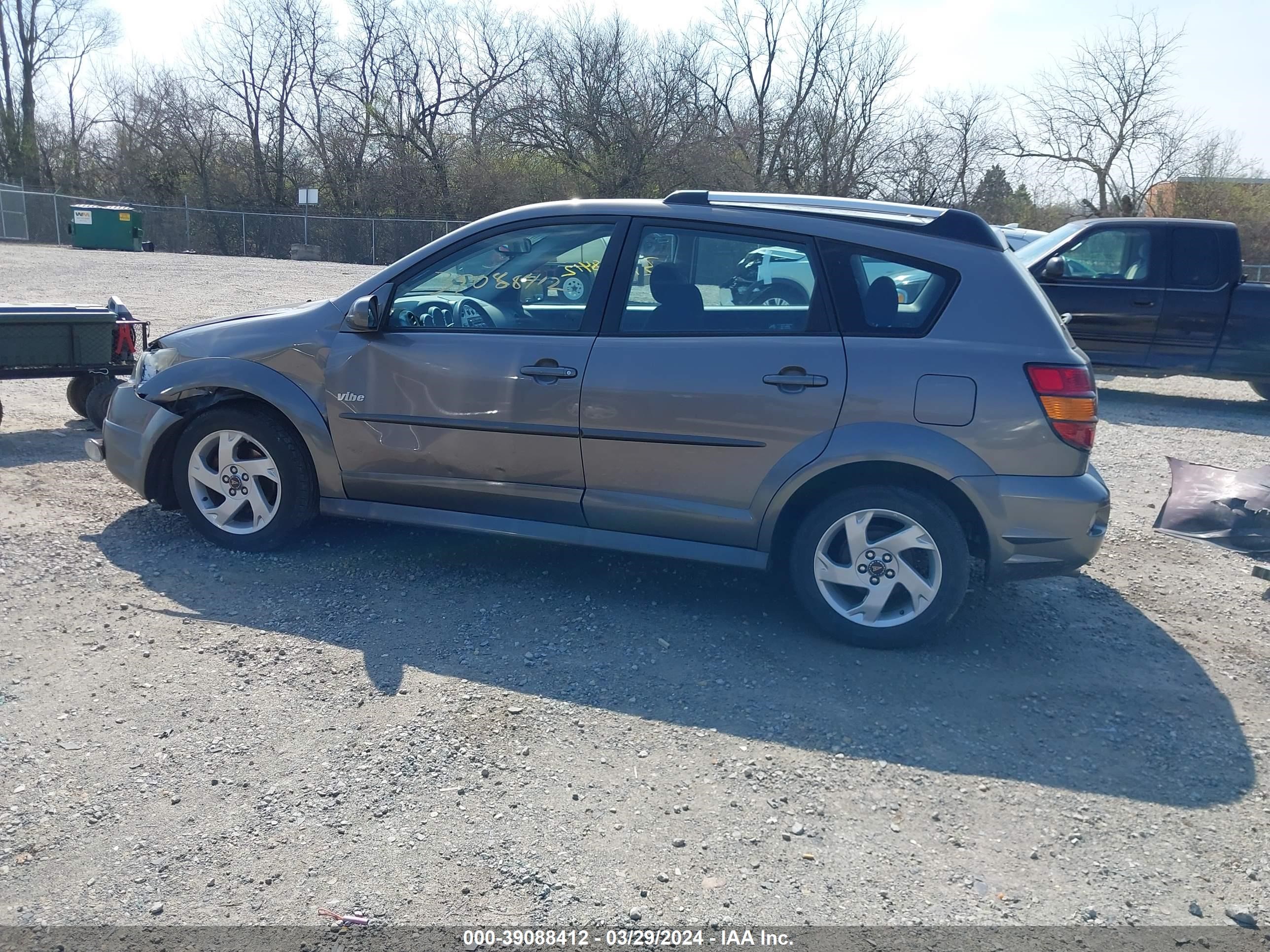 Photo 13 VIN: 5Y2SL65886Z460397 - PONTIAC VIBE 