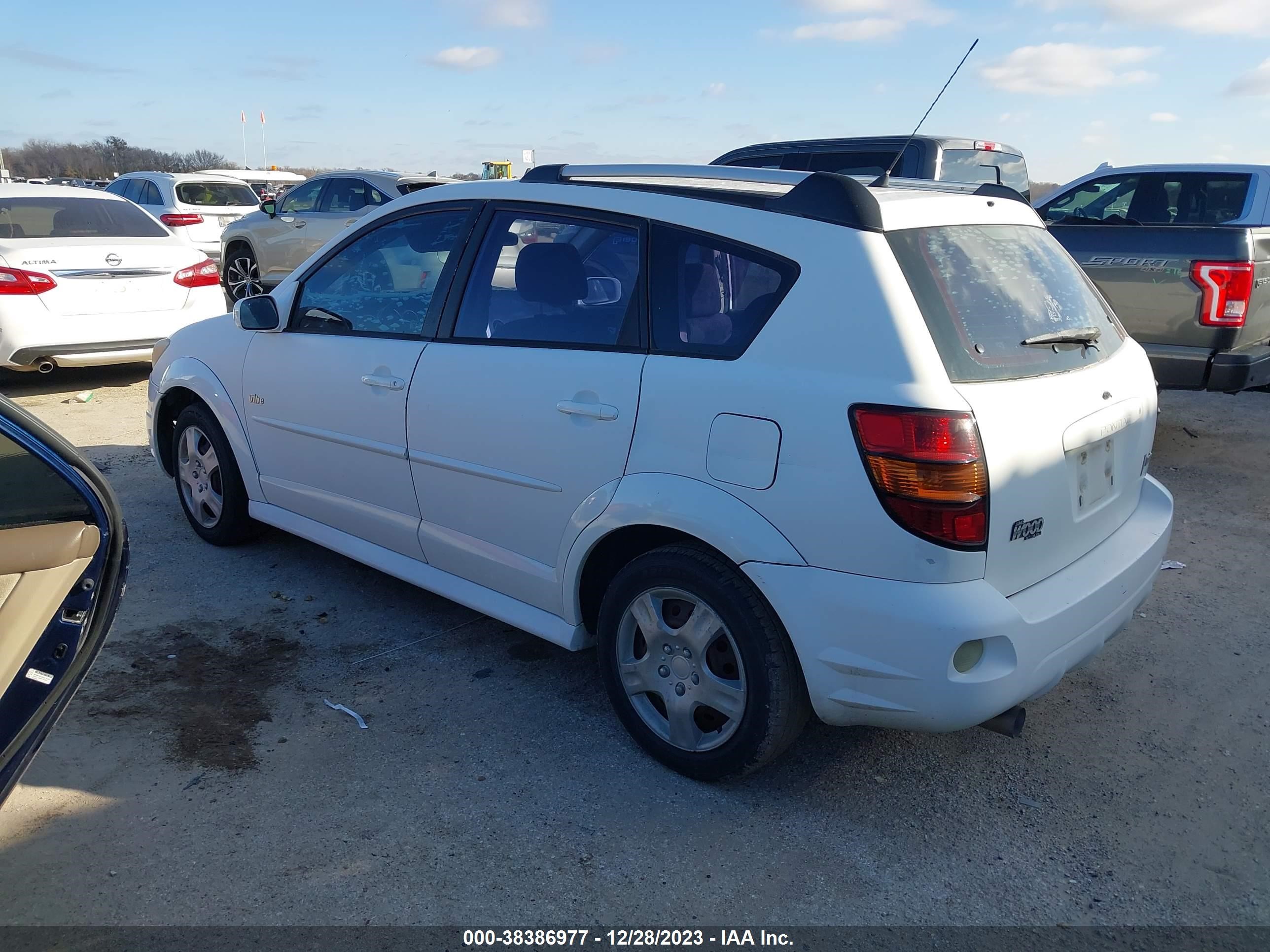 Photo 2 VIN: 5Y2SL65887Z400878 - PONTIAC VIBE 