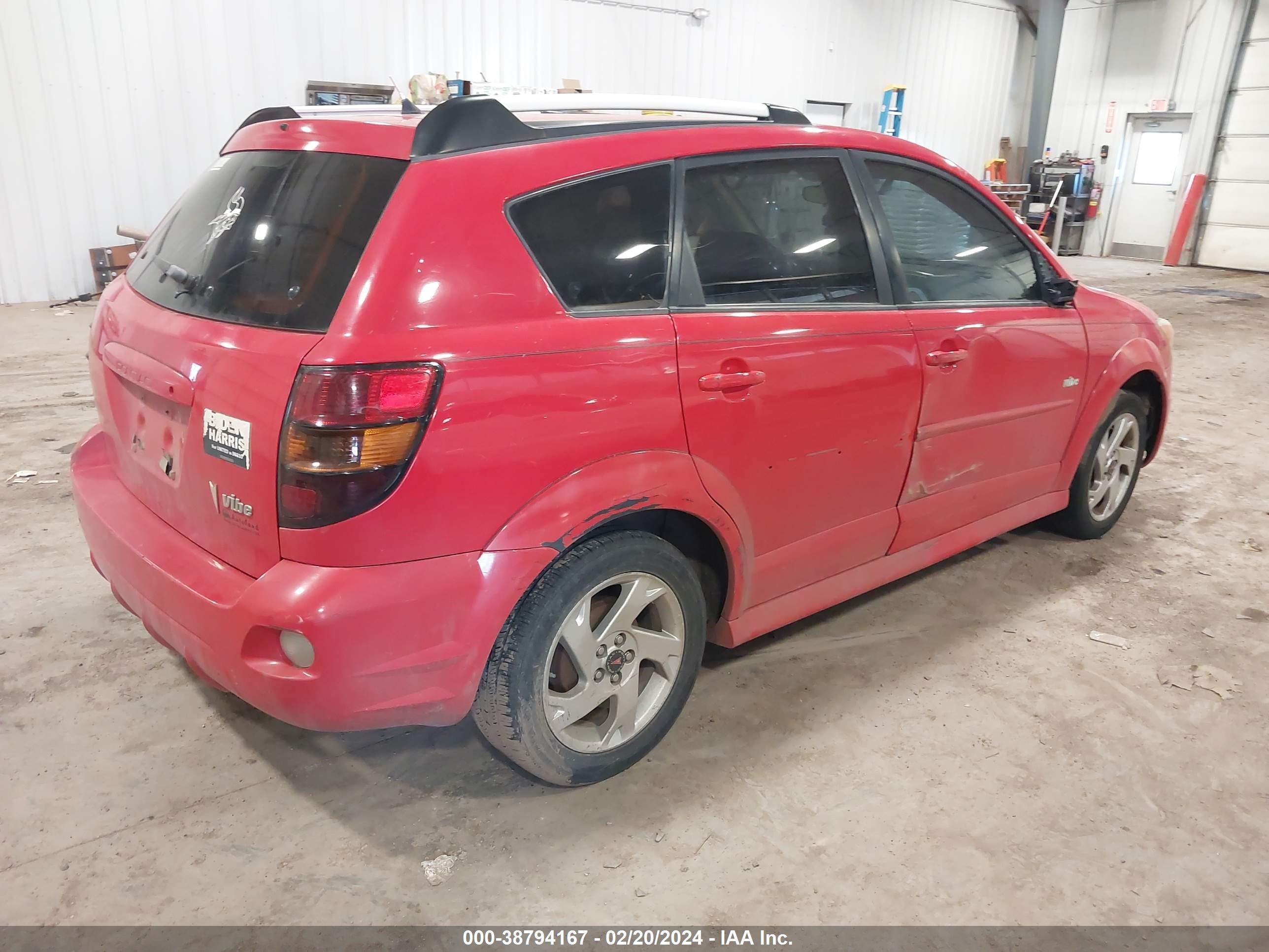 Photo 3 VIN: 5Y2SL65896Z402251 - PONTIAC VIBE 