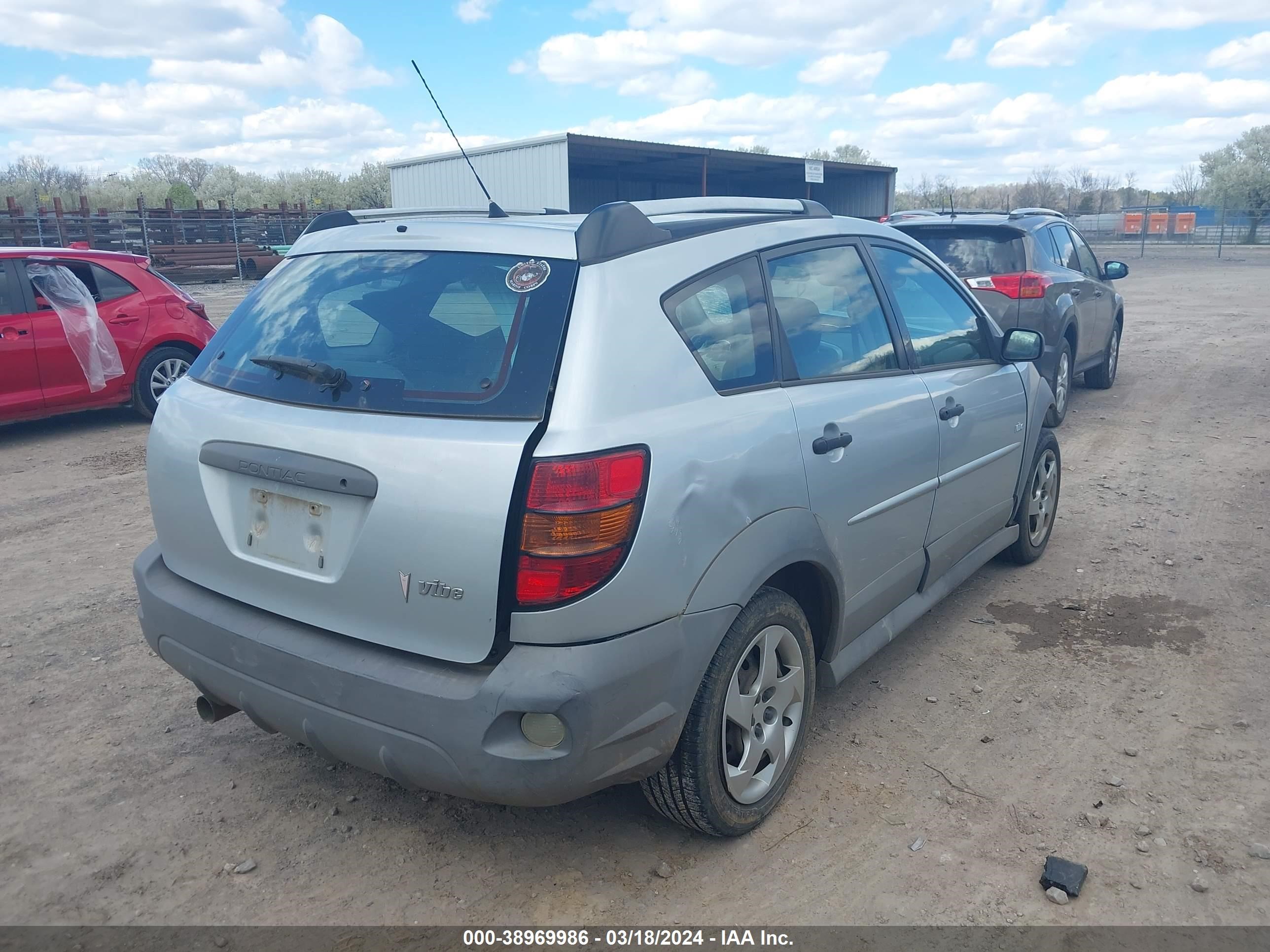 Photo 3 VIN: 5Y2SL65896Z416456 - PONTIAC VIBE 