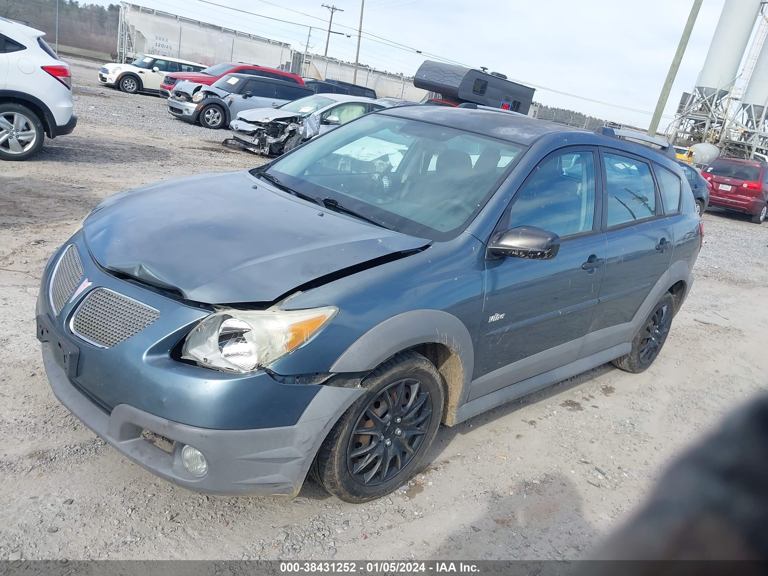 Photo 1 VIN: 5Y2SL65896Z425531 - PONTIAC VIBE 