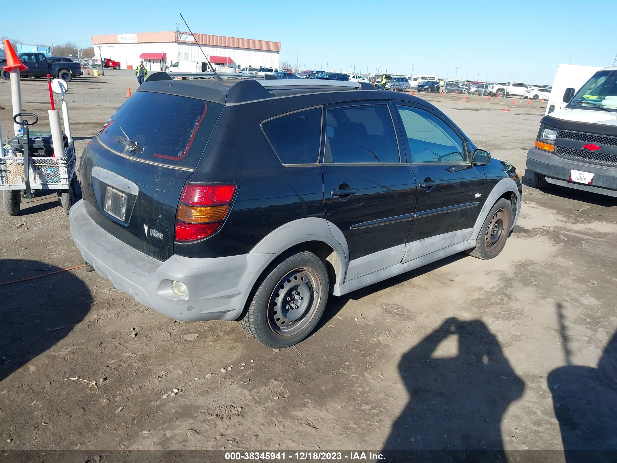 Photo 3 VIN: 5Y2SL658X6Z437736 - PONTIAC VIBE 