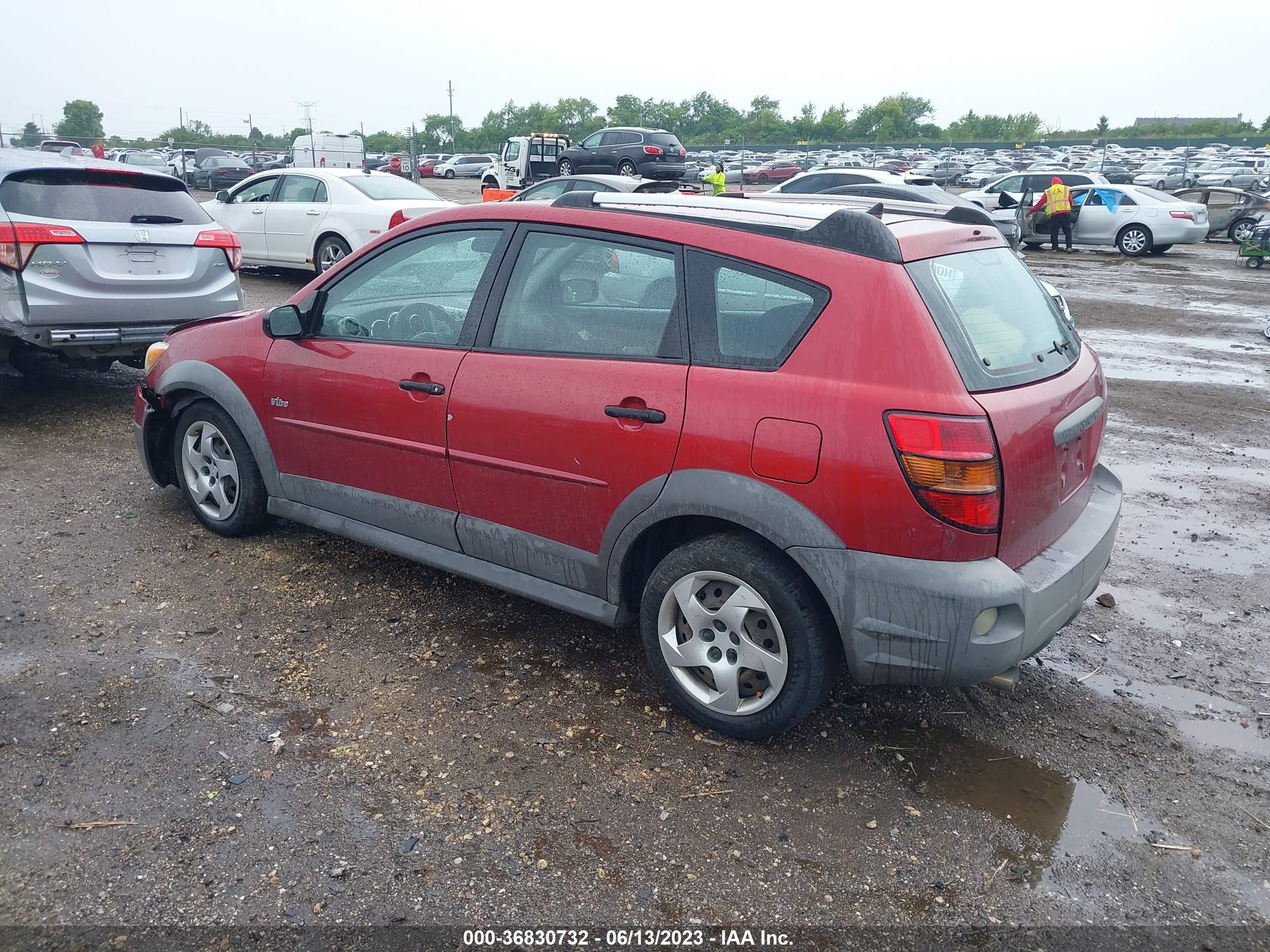 Photo 2 VIN: 5Y2SL658X6Z449787 - PONTIAC VIBE 