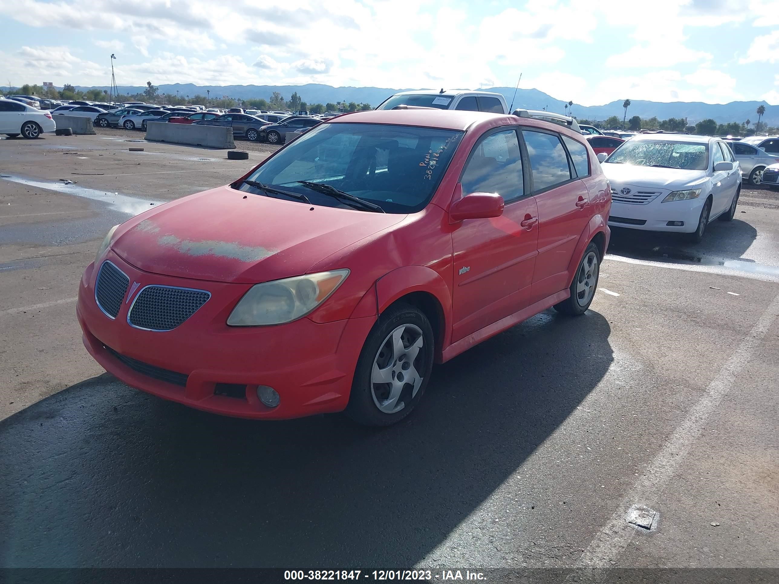 Photo 1 VIN: 5Y2SL658X6Z450650 - PONTIAC VIBE 