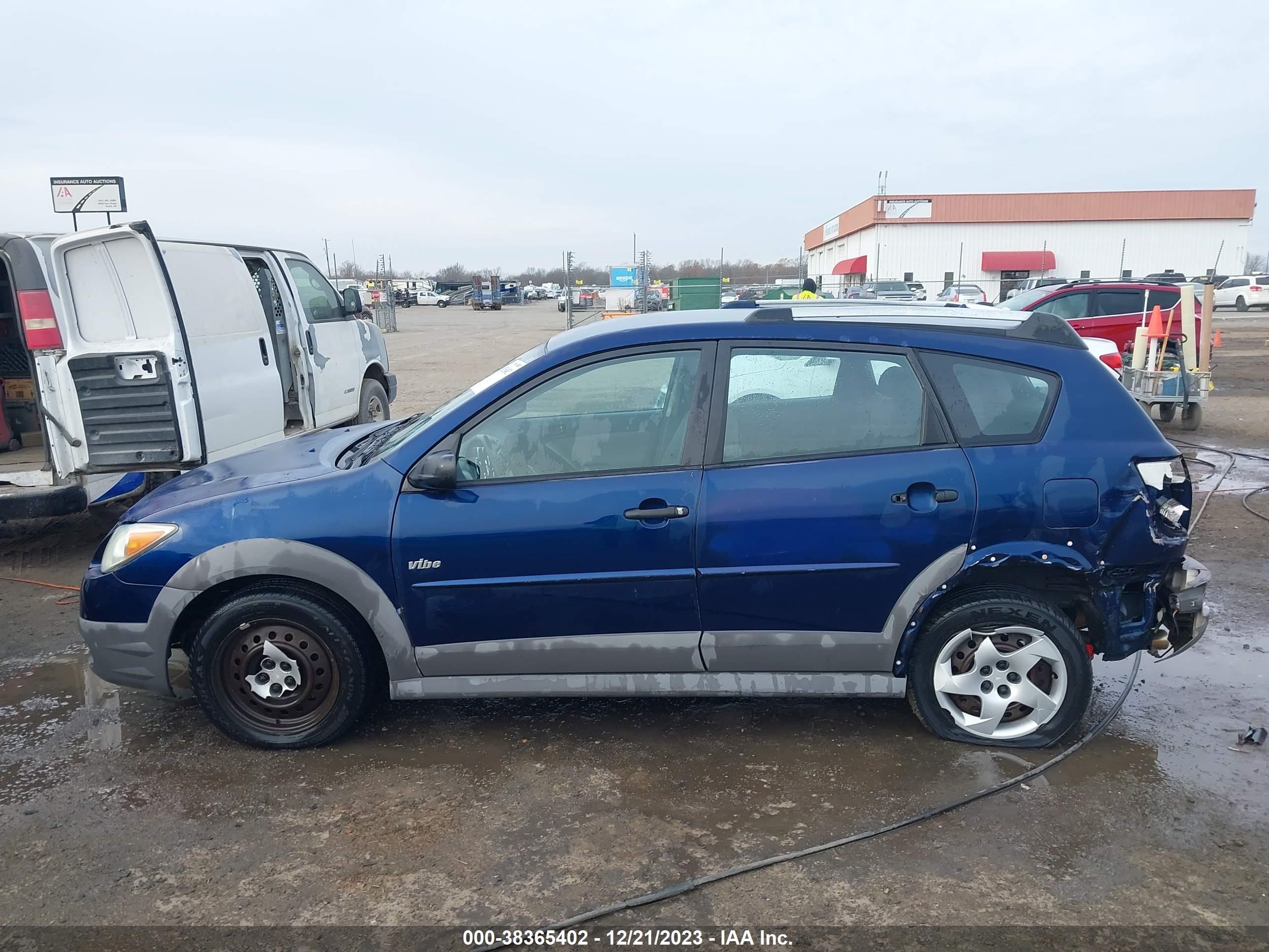 Photo 13 VIN: 5Y2SL658X6Z453290 - PONTIAC VIBE 