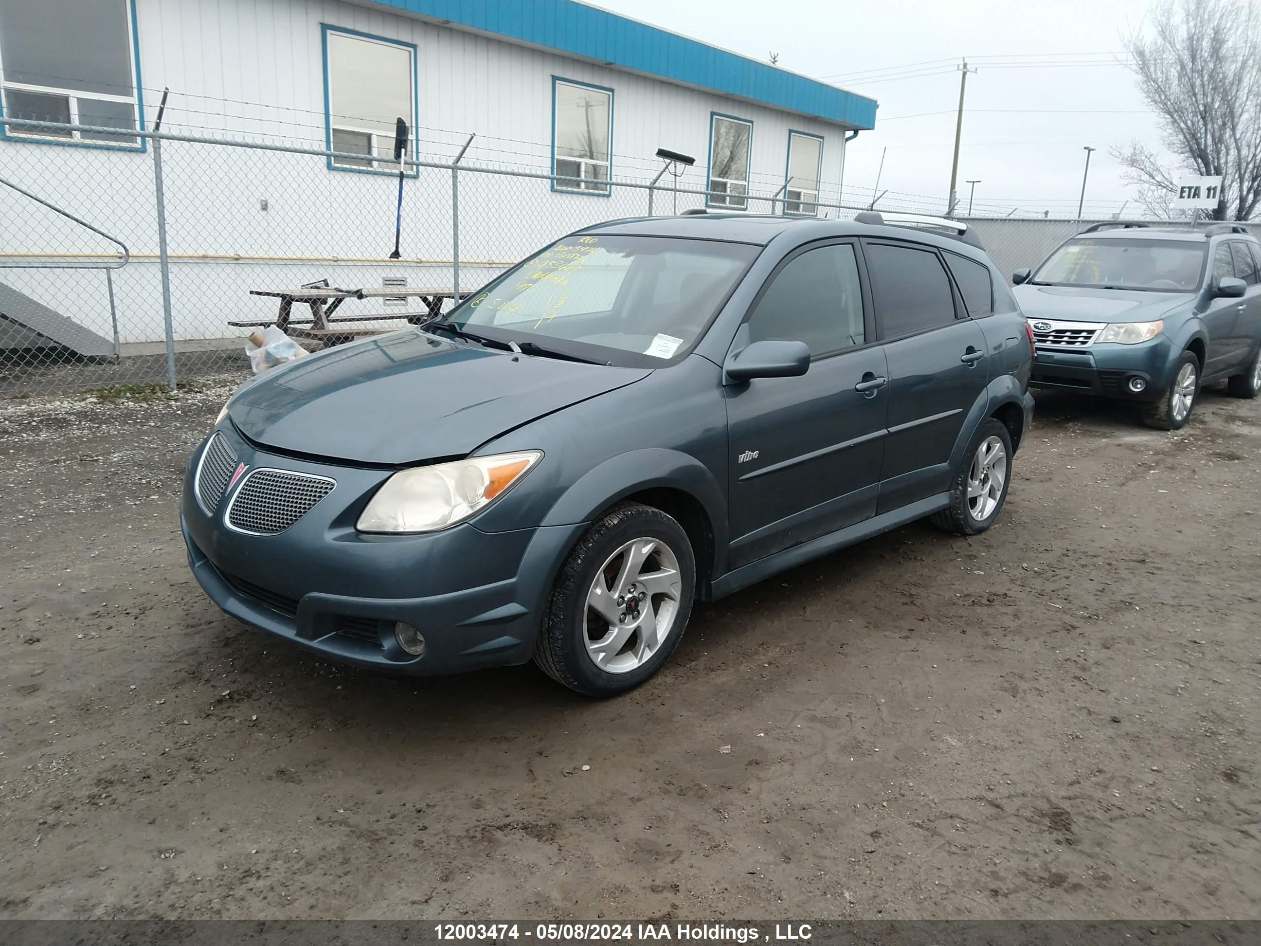 Photo 1 VIN: 5Y2SL658X6Z453628 - PONTIAC VIBE 