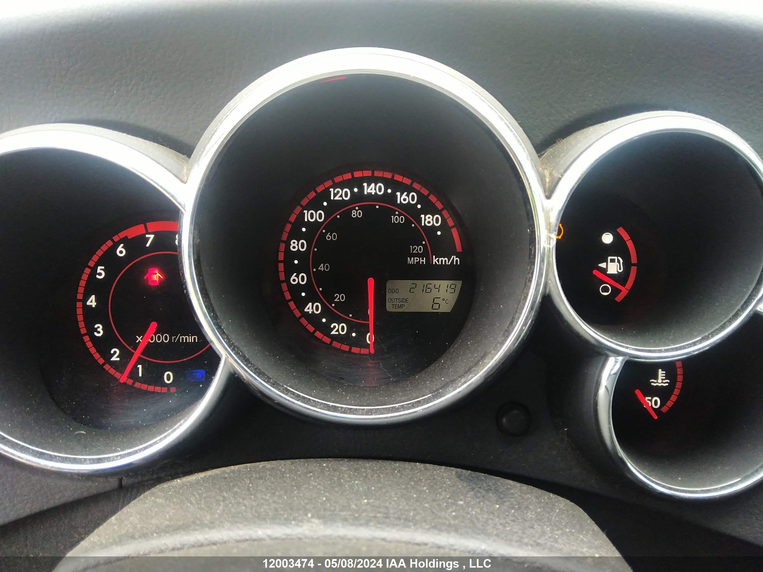 Photo 6 VIN: 5Y2SL658X6Z453628 - PONTIAC VIBE 